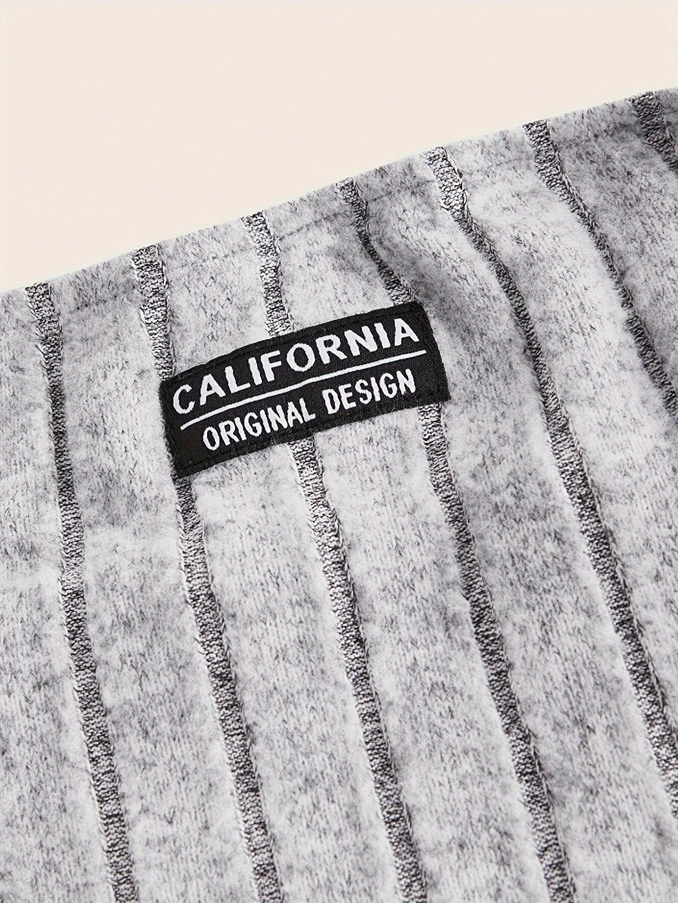 Women'S Strapless California Top - Casual Ribbed Knit, Sleeveless Crop Blouse with Button Detail, Light Gray, Perfect for Summer & Spring, Summer Fashion | Casual Chic | Woven Textur