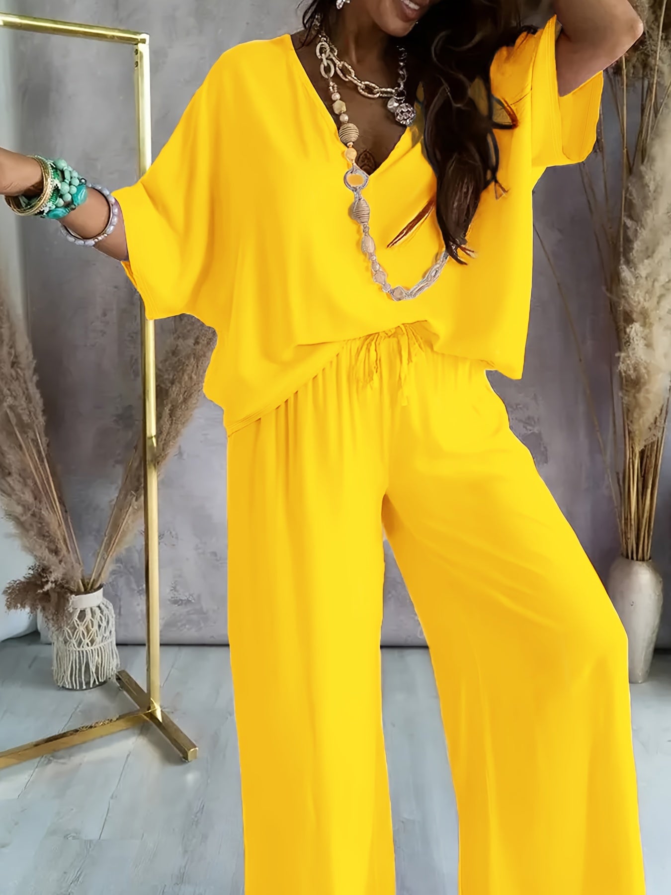 Women's Casual Solid Color Pants Set – Half Sleeve V-Neck Top & Wide Leg Pants, Lightweight Knit Outfit for Spring & Summer
