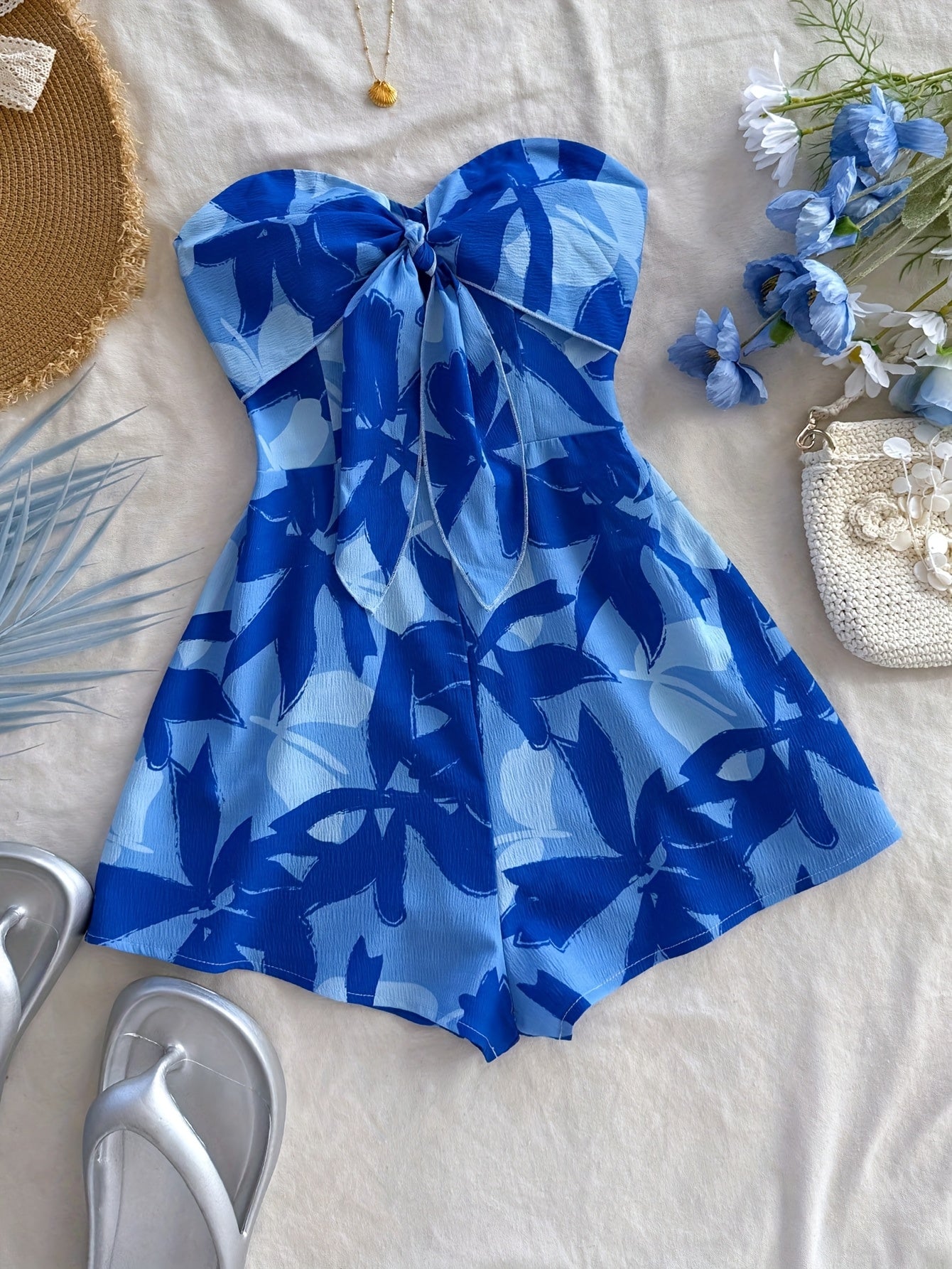 Women'S Blue Watercolor Silhouette Print Off-Shoulder Twist Dress - Casual Summer Style, Floral Pattern, Open Back Design, V-Neck with Tie Waist Detail, V-Neck Dress