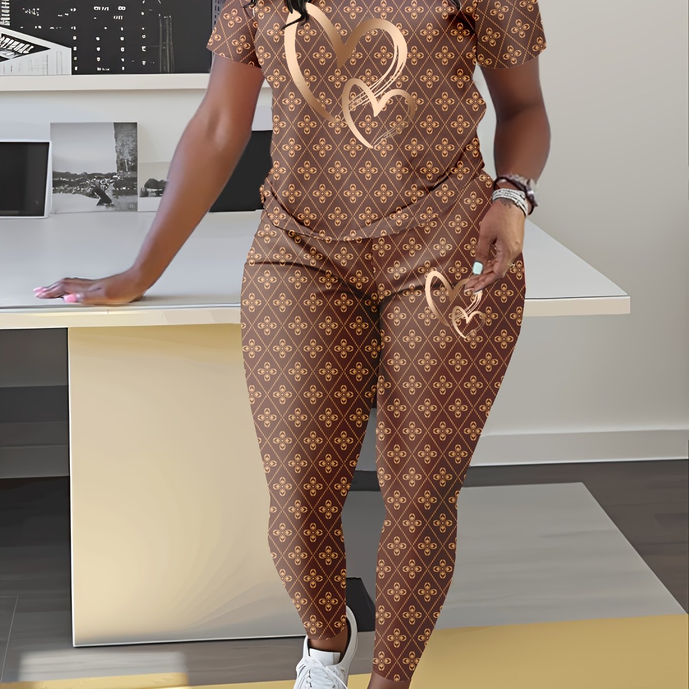 Flower Rhombus Plaid Love Double Heart Print Casual Black Style Round Neck Fit Short Sleeve T-shirt Shirt Love Flower Rhombus Plaid Print Tight Pants Home and Outing Jogging Suit