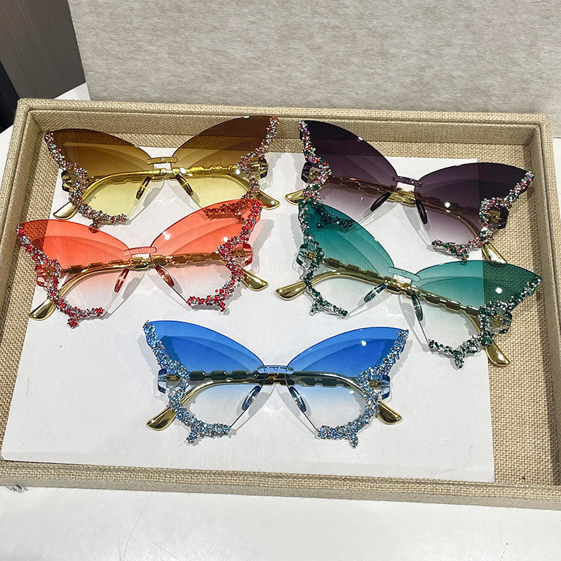 Chic Butterfly-Shaped Rimless Fashion Glasses with Sparkling Rhinestone Accents - Large Frame, Anti-Reflective Polycarbonate Lenses for Women - Ideal for Parties, Fashion Shows & daily events