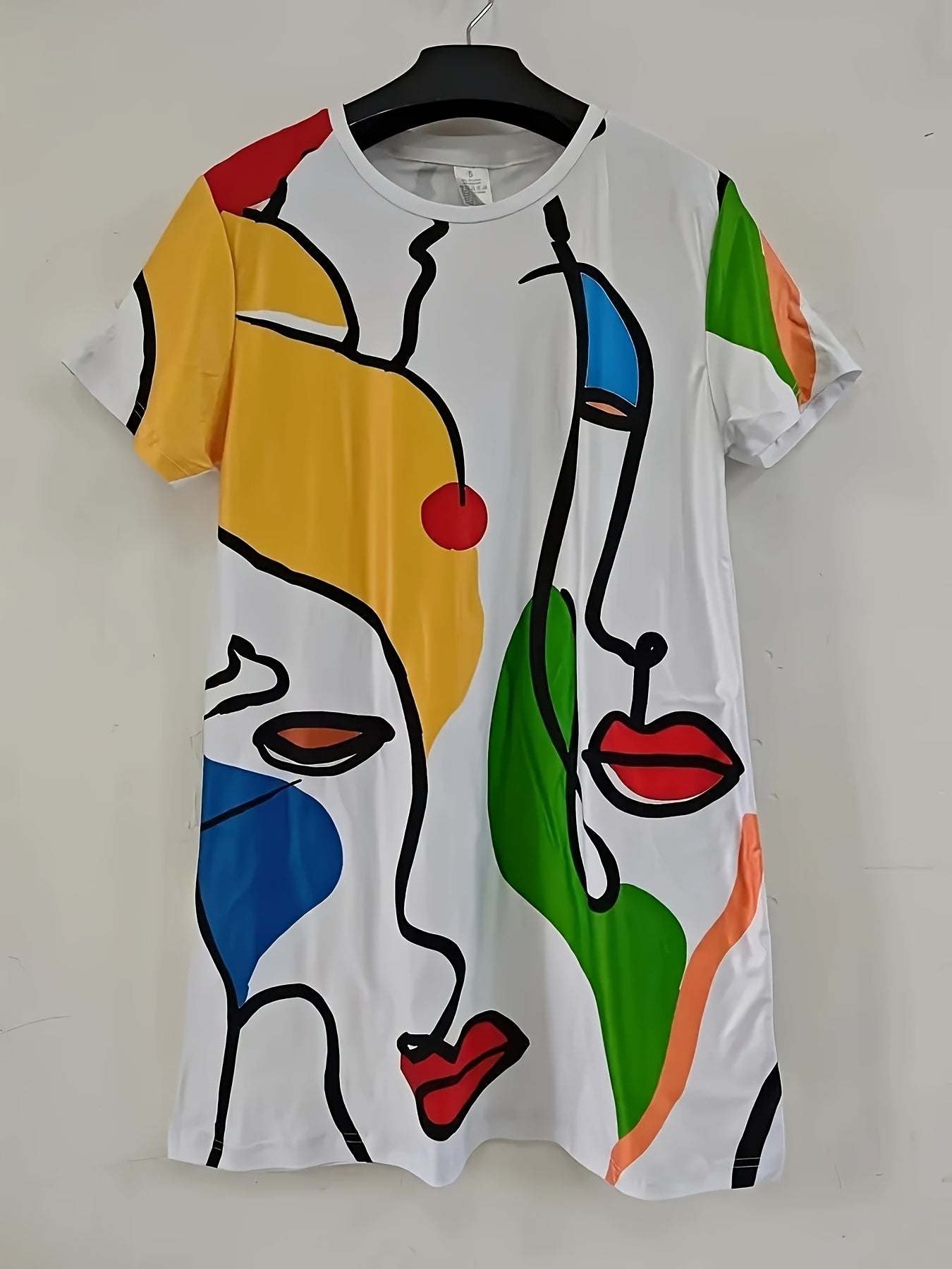 Women'S Casual Summer Dress with Vibrant Abstract Face Print - Short Sleeve, Loose Fit, All-Season, T-Shirt Style, Allseason Dress | Vibrant Print Dress | Comfortable Fit, Plus Size Dress