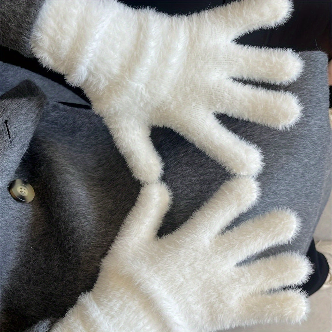 Women's Cozy Plush Winter Gloves - Warm, Stretchy Full-Finger Touchscreen Compatible Mittens in Solid Colors