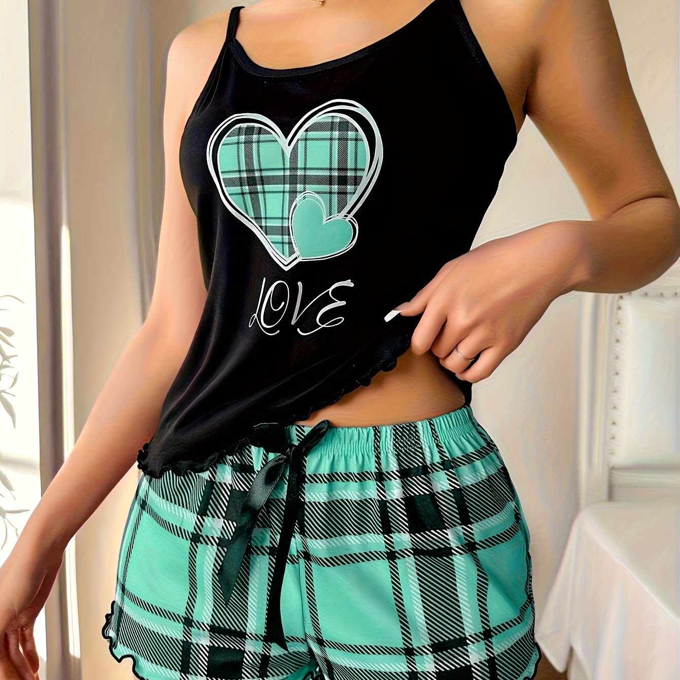 Women's Plaid Heart Print Frill Trim Casual Pajama Set, Round Neck Backless Cami Top & Shorts, Comfortable Relaxed Fit, Summer Nightwear
