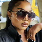 Stylish Polyhedral Metal Fashion Glasses for Women PC Material Trendy Fashionable Eyewear Accessory Casual