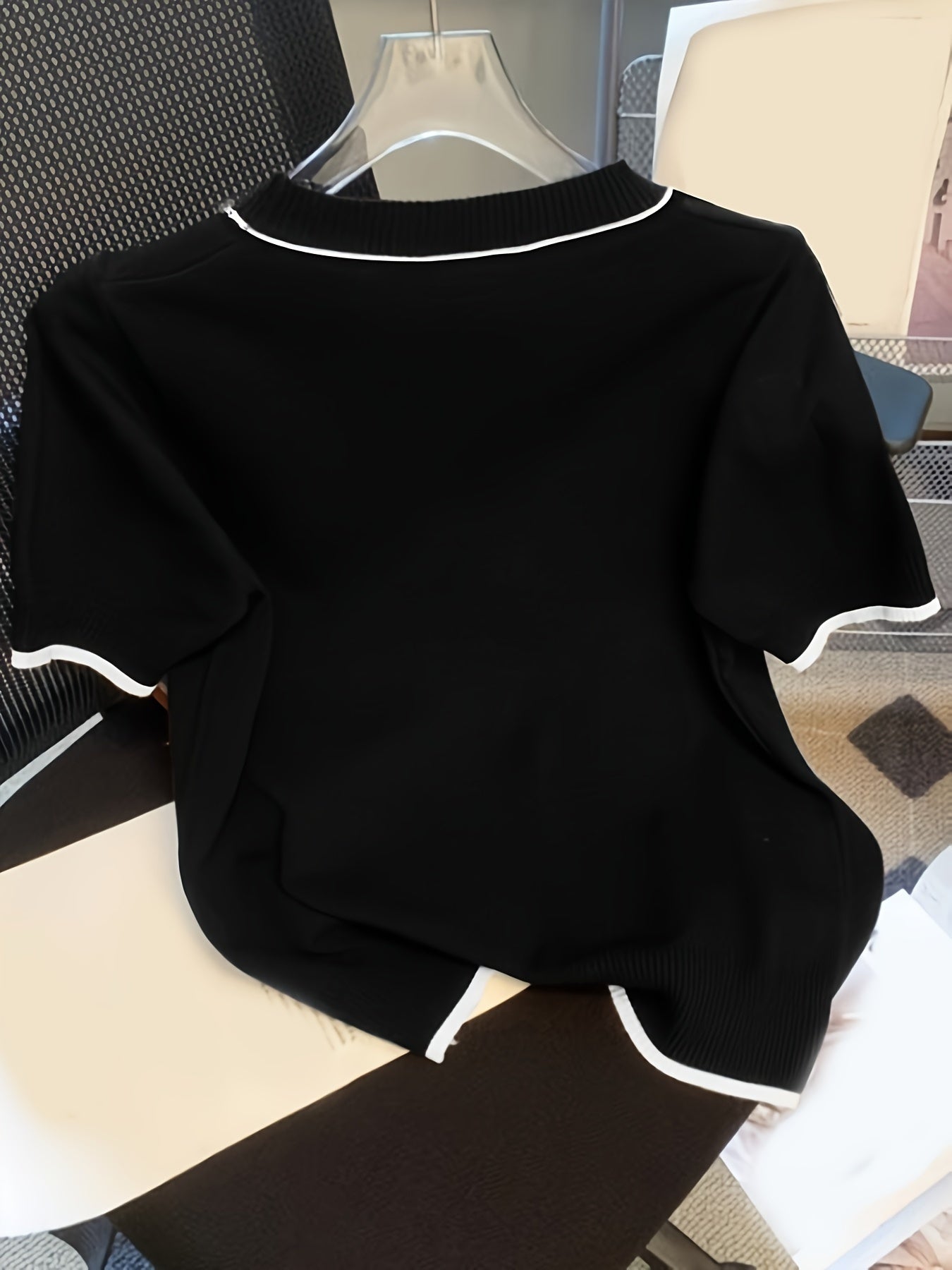 Women's Casual Knit Sweater - Lightweight, Embroidered, Crew Neck, Short Sleeve Top in Contrast Colors
