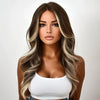 Synthetic Wigs for Women, Shoulder-length, with A Water Wave Style. It Has Brown Highlights. The Roots Of The Hair Are Brown, And The Middle Part Of The Hair Is In A Loose Curly Wave Shape. The Length Of The Wig Is 30 Inches,