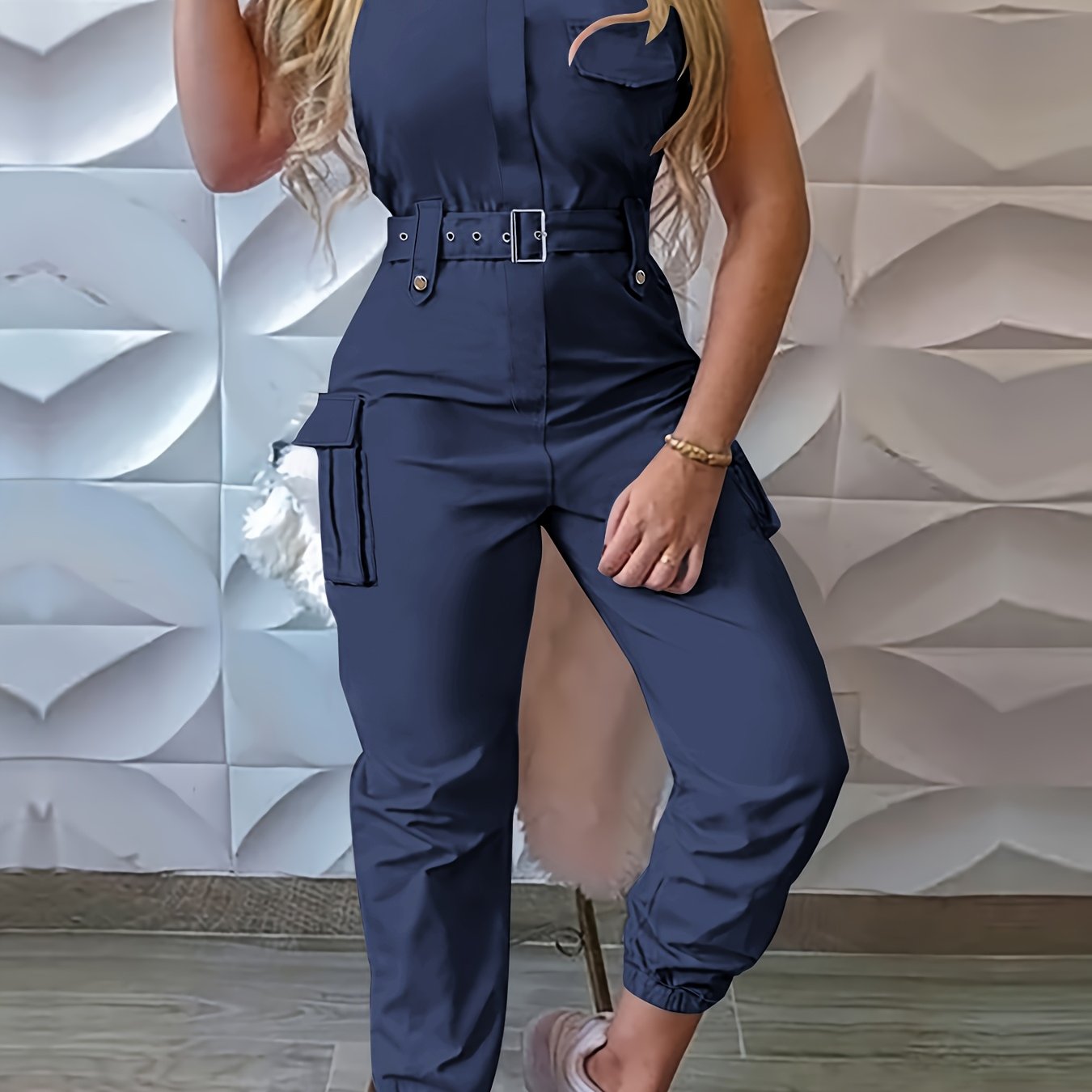Solid Flap Pocket Cargo Jumpsuit with Belted Detail, Sleeveless Women's Casual Jumpsuit