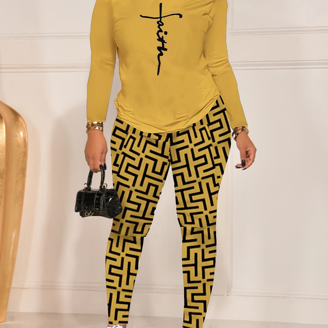 Chic Geo Print Women's Outfit - Casual Long Sleeve Top & Pants Set, Stretchy Polyester Blend, Machine Washable - For Women - Perfect for Everyday Wear  - Great Gift for Fashionable Ladies