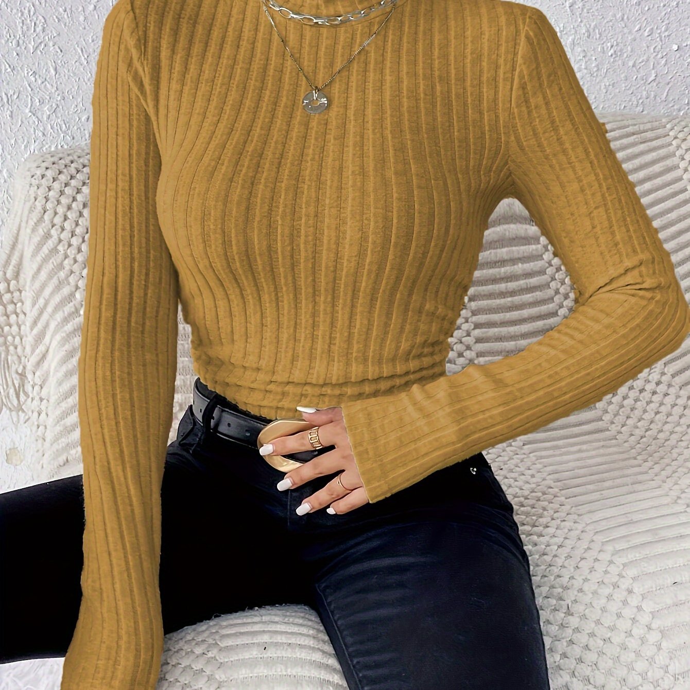 [Winter White Milk Sweater] Autumn And Winter Milk White Sweater