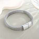 A Trendy Women's Bracelet With A Simple Style, Made Of Stainless Steel. It Has A Punk And Hip-hop Design, Suitable For Business, Daily Wear, Parties, Vacations, Birthdays, Anniversaries, And More.