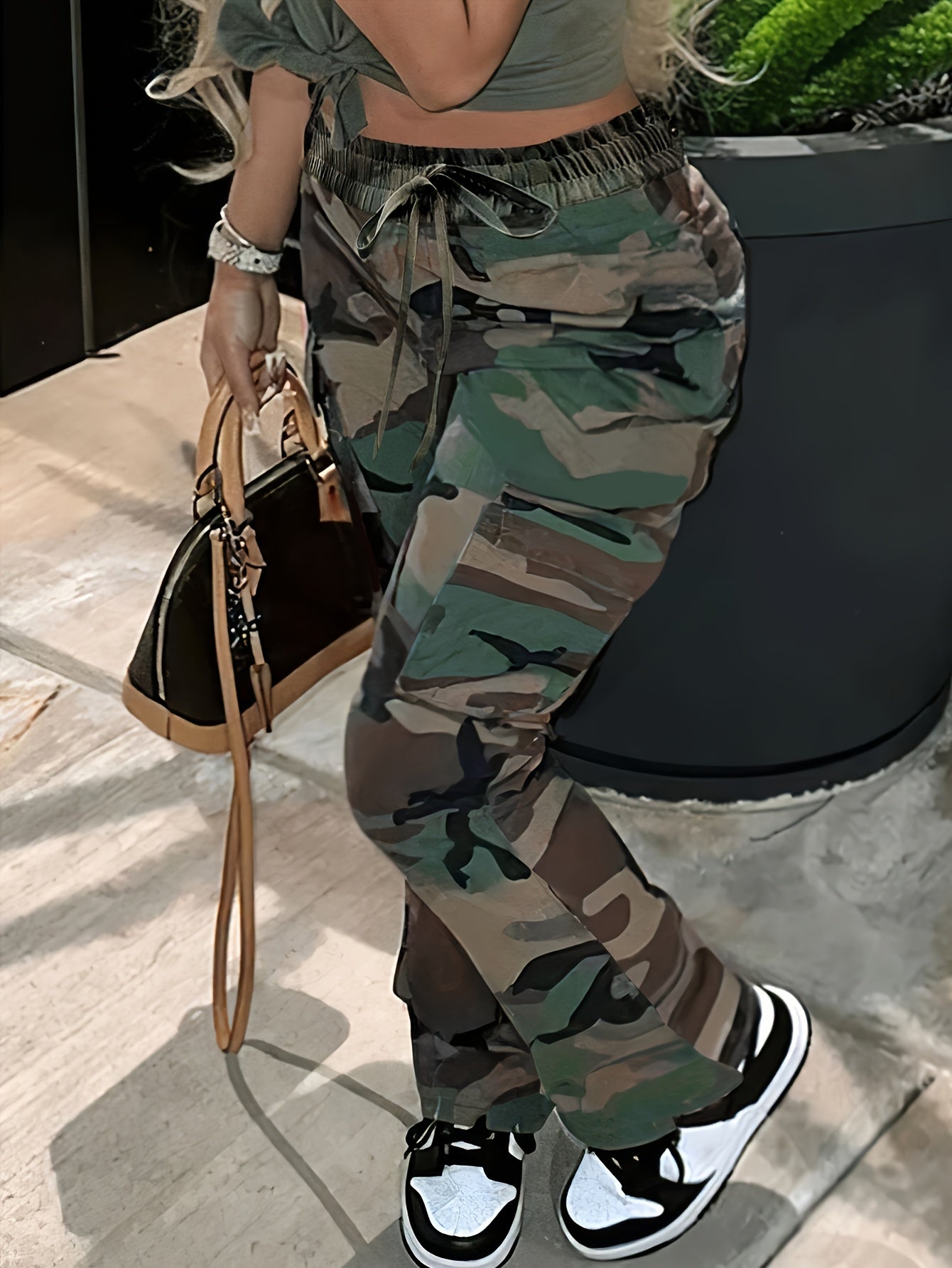 High-Waist Camo Cargo Pants for Women - Stylish Straight-Leg Design with Drawstring Waist, Perfect for Casual Outings