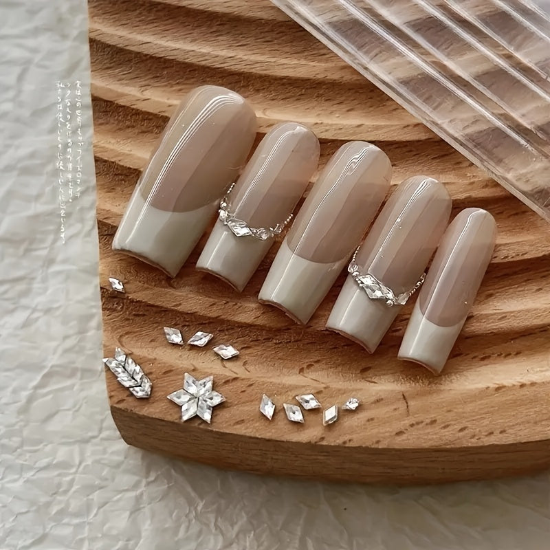 100pcs/bag 1.5*3mm Rhombus Cubic Zirconia Nail Charms, White Glitter Diamond Shaped Rhinestones, Low Allergenic Nail Art Jewelry, Bridal Manicure Accessories, Nail Decoration Supplies for Hand and Foot Care