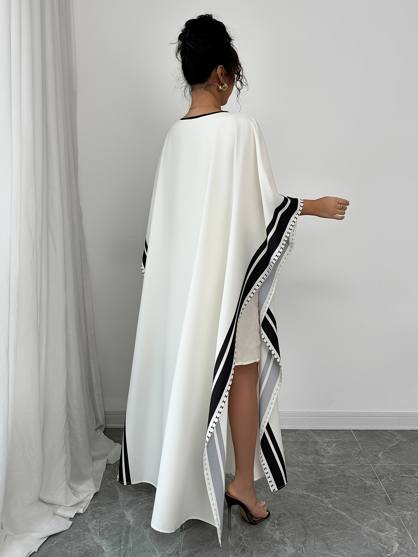 Women'S Elegant V-Neck Maxi Dress with Batwing Sleeves & Striped Detail - Casual Kaftan Style, Lightweight Polyester, Perfect for Spring/Fall, Adult Clothing | Vneck Dress | Striped Detail Dress