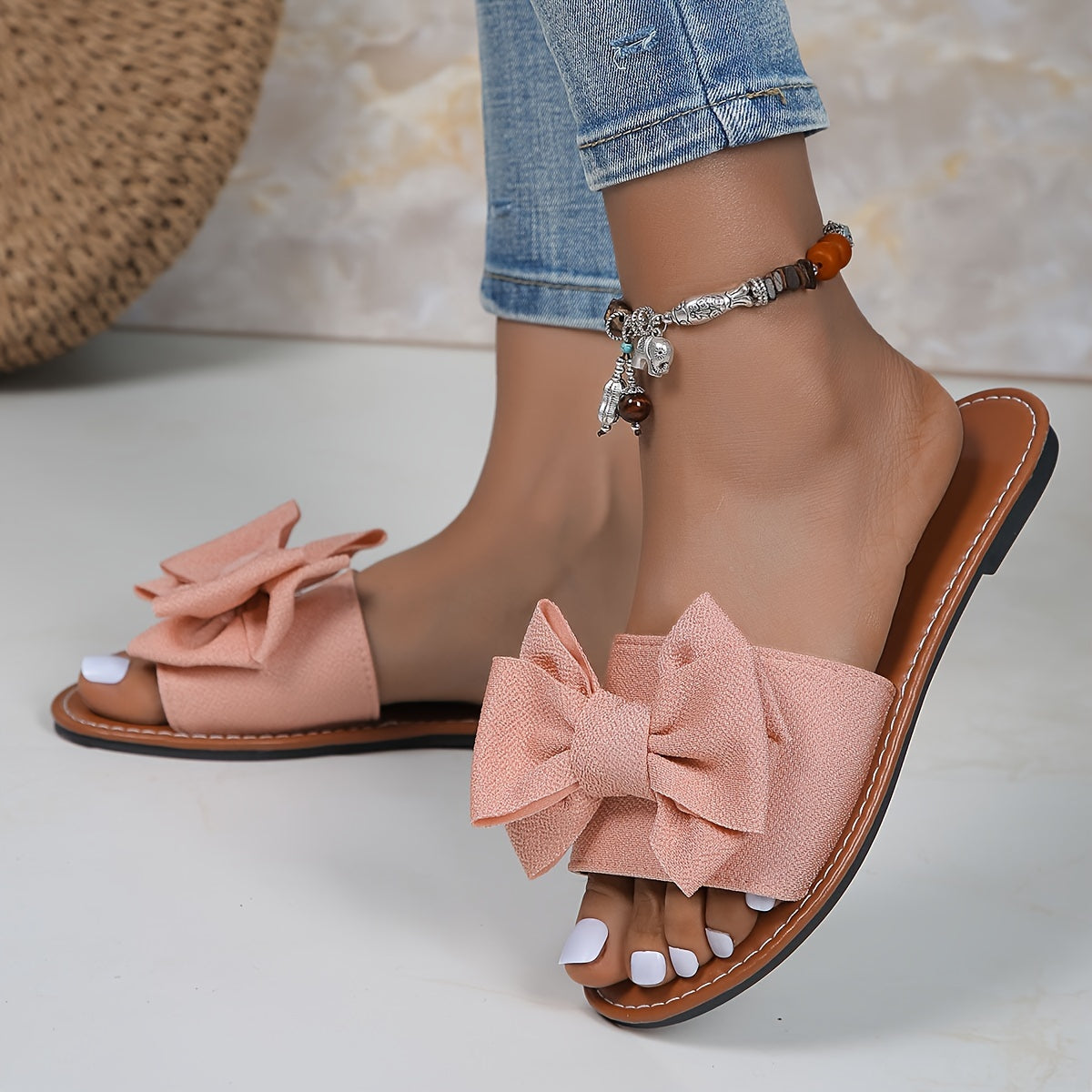 Chic Bowknot Flat Slides for Women – Lightweight Slip-On Sandals, Elegant Solid Color Design, Rubber Sole, Perfect for Summer Beach Days and Travel