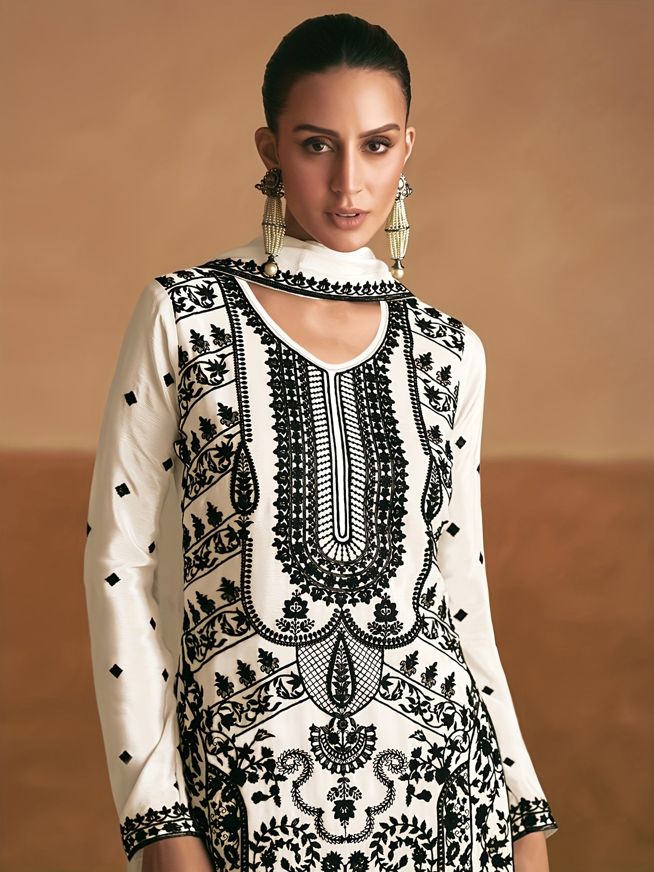 Ethnic Style Traditional Clothing Set