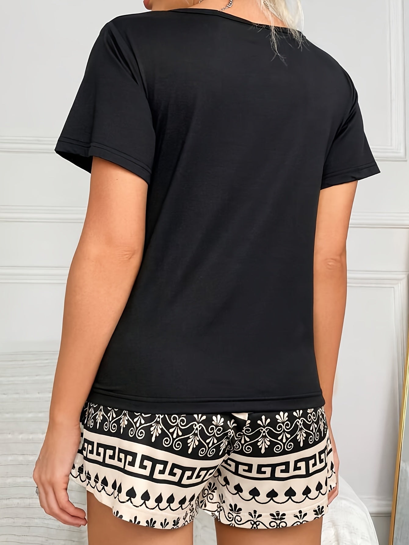 Simple Casual Elephant Pattern Women's Pajama Set