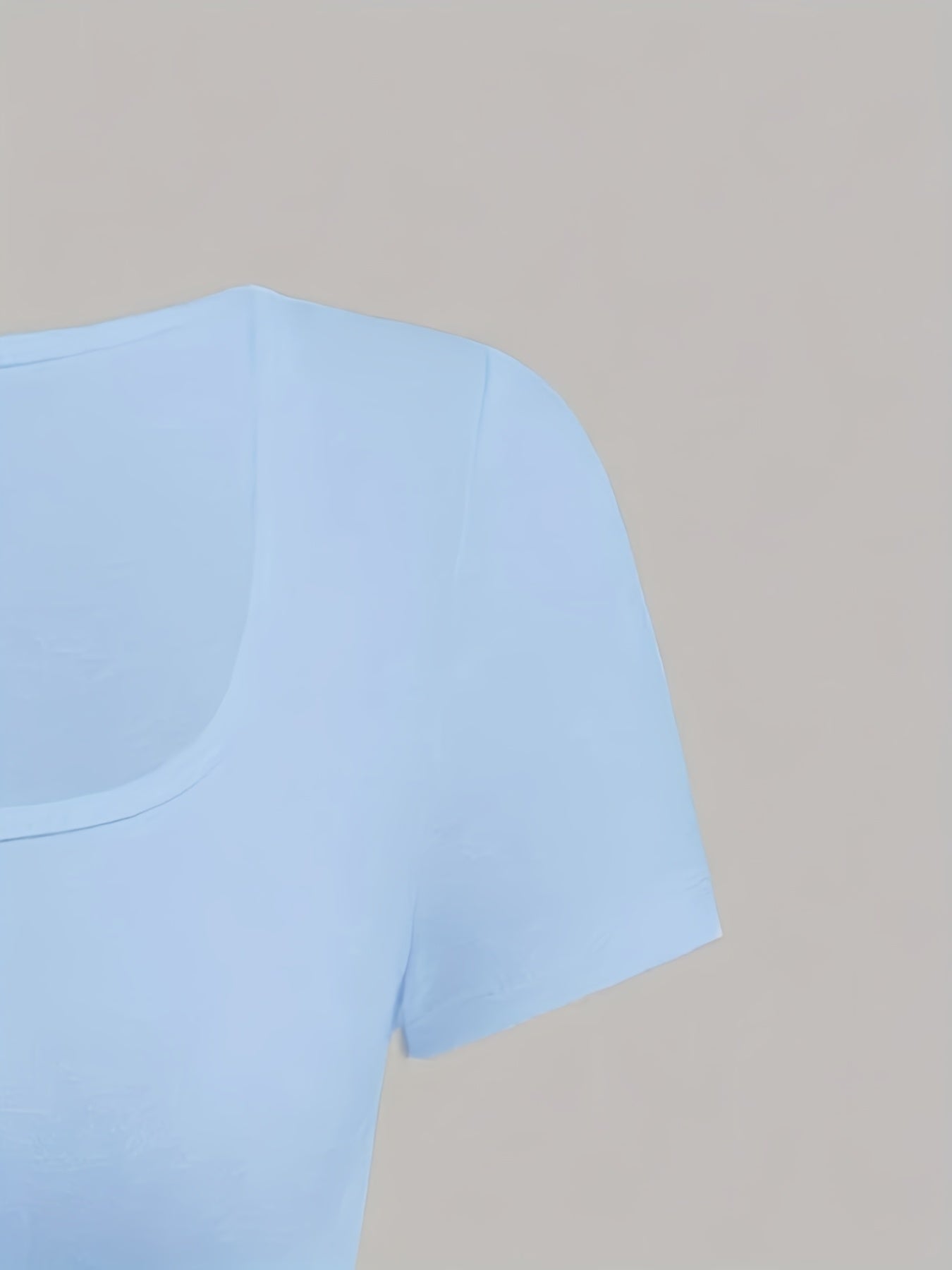 Ezwear Light Gray Knitted Women'S Summer Short-Sleeve Fitted T-Shirt with Bow Decoration And Square Neckline.