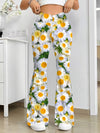 Women'S Elegant Floral Print Flare Jeans - White with Yellow and Green Daisy Design, Polyester Knit Fabric, All-Season Comfort, Casual Wear Jeans|Floral Print Jeans|Polyester Fabric