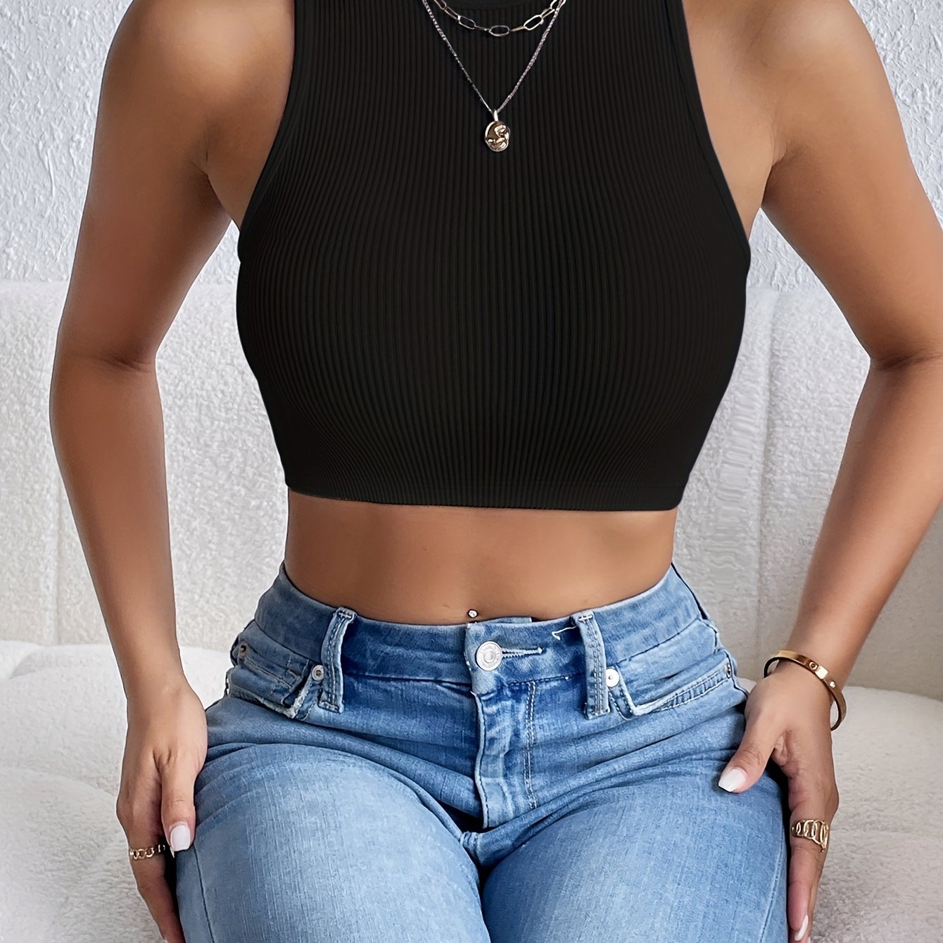 Urban Trendy Women'S Sports Bras Designed to Be Worn As Outerwear, Perfect for Summer Layering.