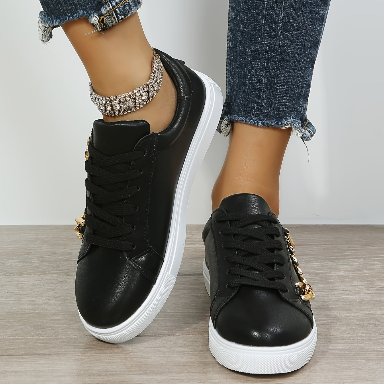 Women's Stylish White Low-Top Sneakers with Golden Chain Detail - Casual Lace-Up Shoes, Upper, Mesh Lining, TPR Sole, Versatile for All Seasons