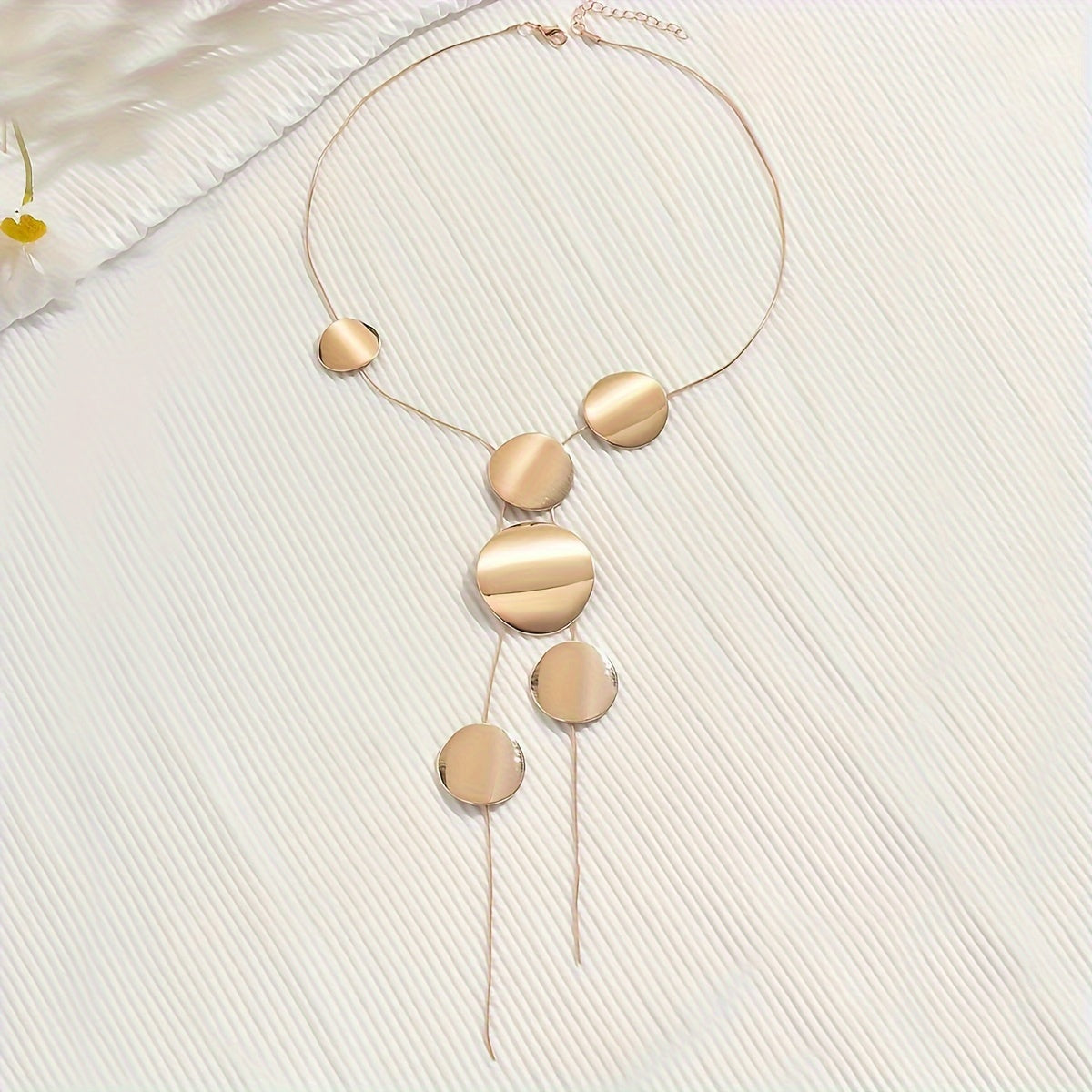 Round Pendant Necklace, Vintage Bohemian Style Circular Charms With Fine Snake Chain, Jewelry For Event & Banquet Outfits