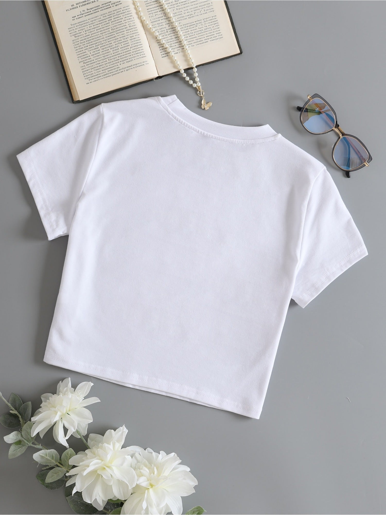 Stylish Star Pattern Print T-shirt - Unique Creative Design, Relaxed Fit, Short Sleeve, Classic Crew Neck - Perfect for Summer Wardrobe, Ideal for Outdoor Activities Tee For Adult, Women, Teen, Teenager, Adolescent,Youth.