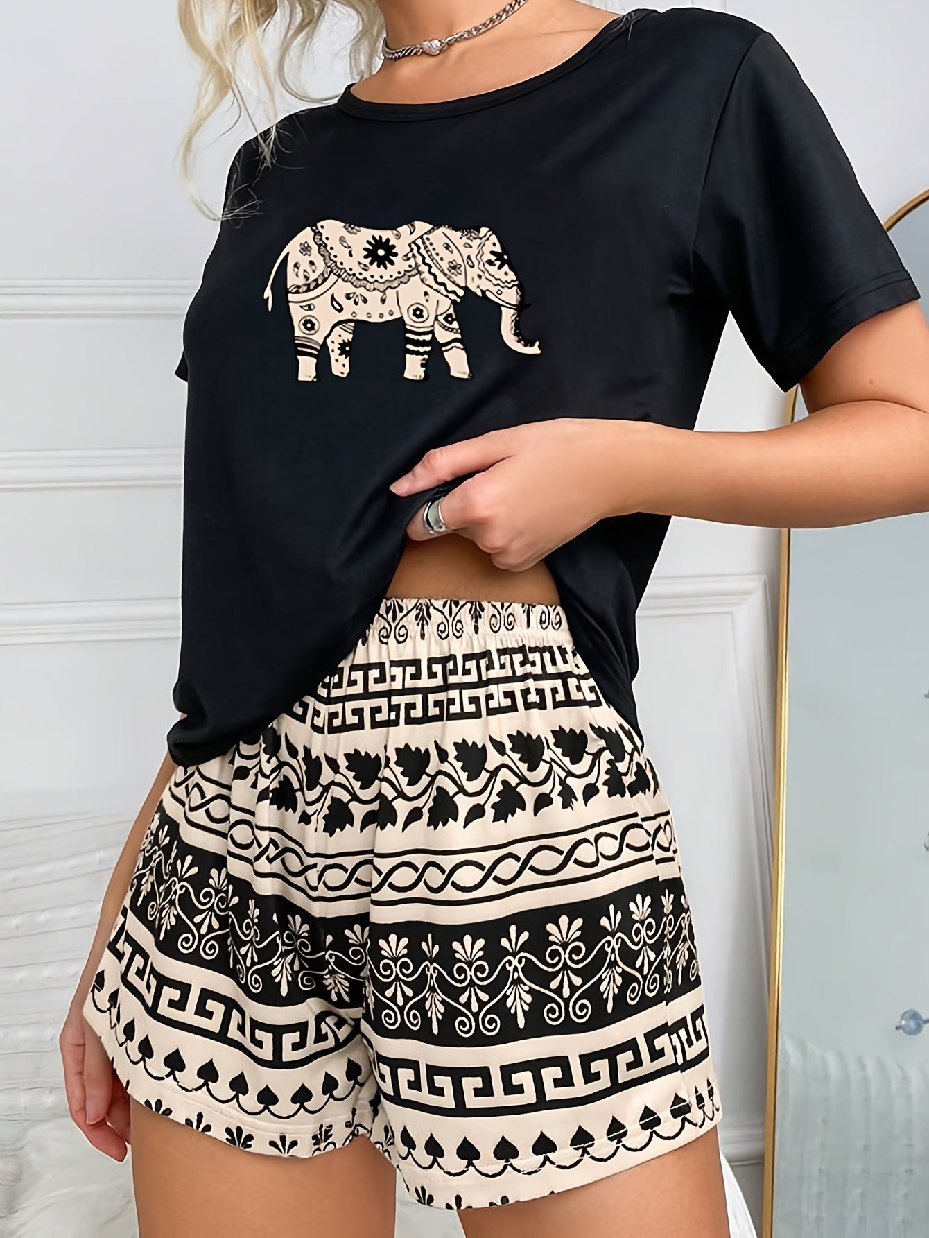 Simple Casual Elephant Pattern Women's Pajama Set
