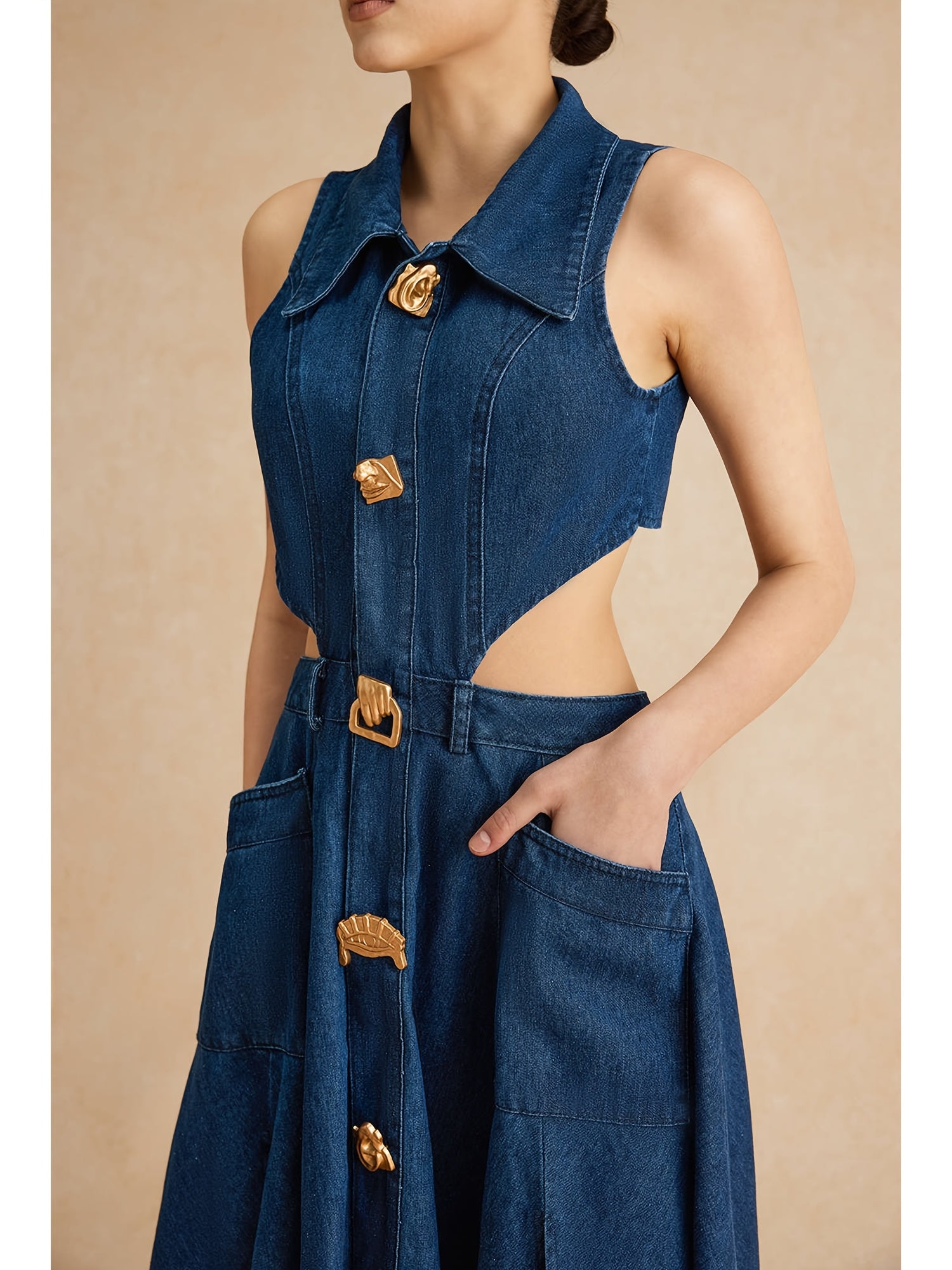 Women's Sleeveless Denim Dress with Waist Cut-Out & Slit Hem - Mid-Length Casual Summer Dress Featuring Metal Buttons, Square Neckline & Machine Washable Design, Jeans Dress, Everyday Fashion, Structured Fabric, Elegant Decor