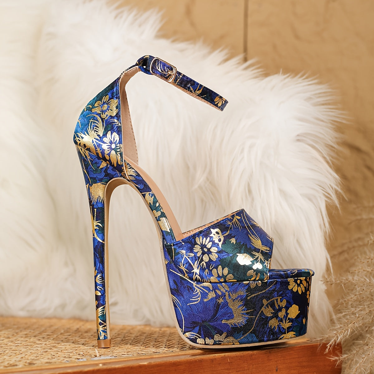 1 Pair European/American Style Women'S High Heel Sandals, Blue Floral Print Fabric Upper with Faux Lining, Rubber Sole, Ankle Strap, Open Toe, Stiletto Heel, Platform, Seasonal Footwear