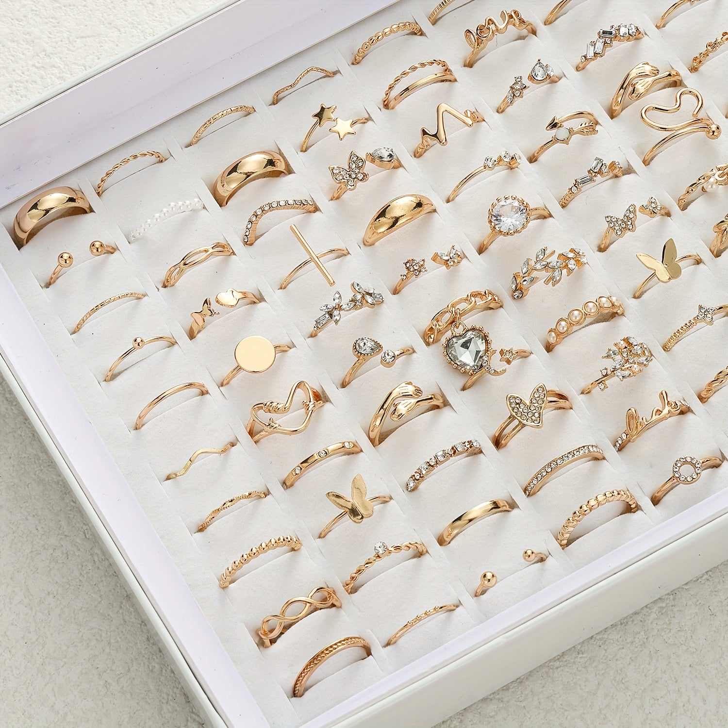 45pcs Set of Elegant and Fashionable Multi-Style Rhinestone Heart Butterfly Rings, Personalized and Luxurious, Open and Stackable Ring Set, Random Style, Without Box