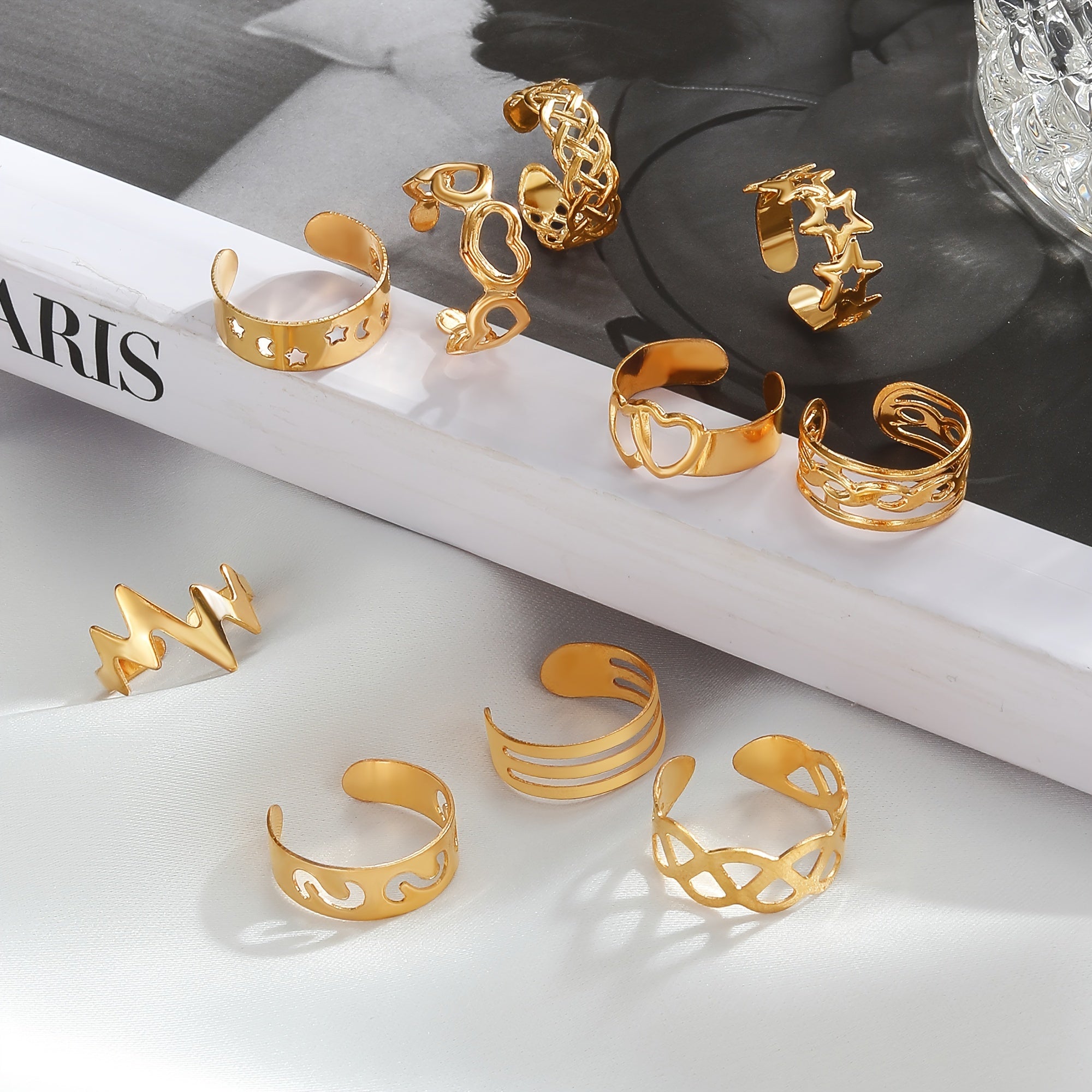 10pcs Set Unique Hollow Star Moon Heart Design Toe Ring Alloy Jewelry Bohemian Elegant Style Adjustable Ankle Ring Suit