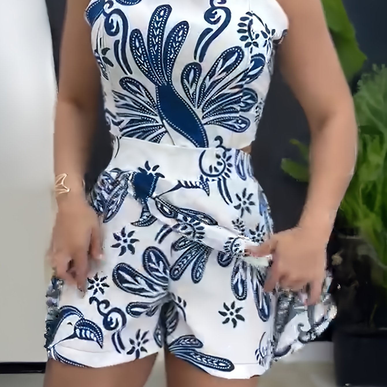 Women's Tropical Floral Print Square Neckline Backless Romper - Elastic Waist & Adjustable Back Open Design, Lightweight Breathable Wide-Leg Short Romper for Spring/Summer Casual Outings, Versatile Clothing, Fashionforward Lo