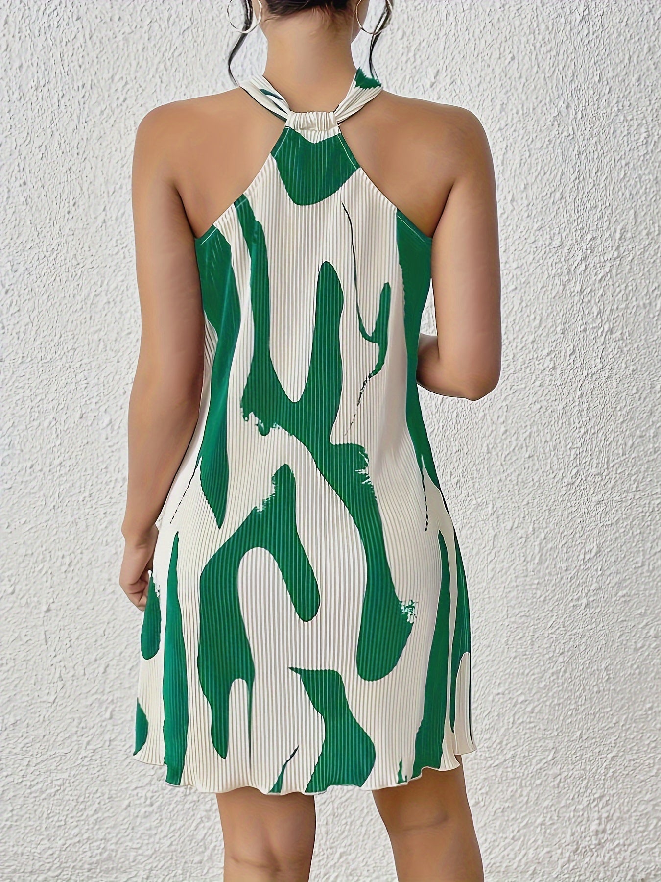 Print Pleated Halter Dress - Sleeveless, Polyester Blend with Ribbed Texture, Perfect for Summer Events - Women's Fashion