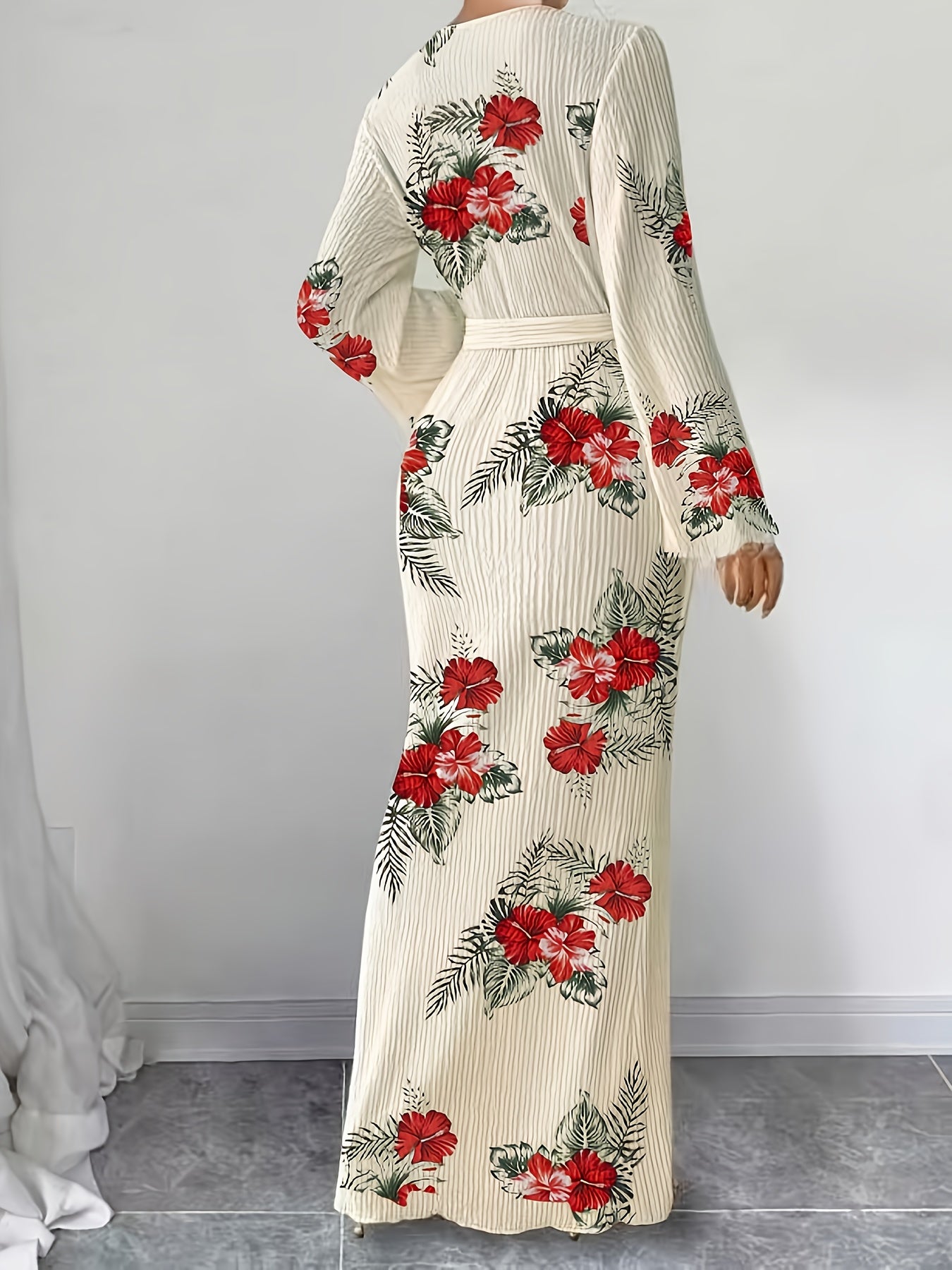Elegant Women's Floral Maxi Dress with Pleated Fabric - Flared Long Sleeves, Round Neck, Belted Waist, Ribbed Detail - Polyester, Non-Sheer - Perfect for Fall/Winter, Stylish Layering Piece|Pleated Fabric Gown|Polyester Dress