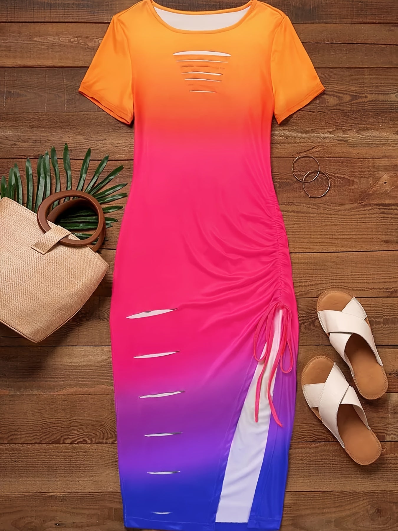 Gradient Charm - Adjustable Drawstring Bodycon Dress with Flattering Short Sleeves - For Fashion-Forward Women