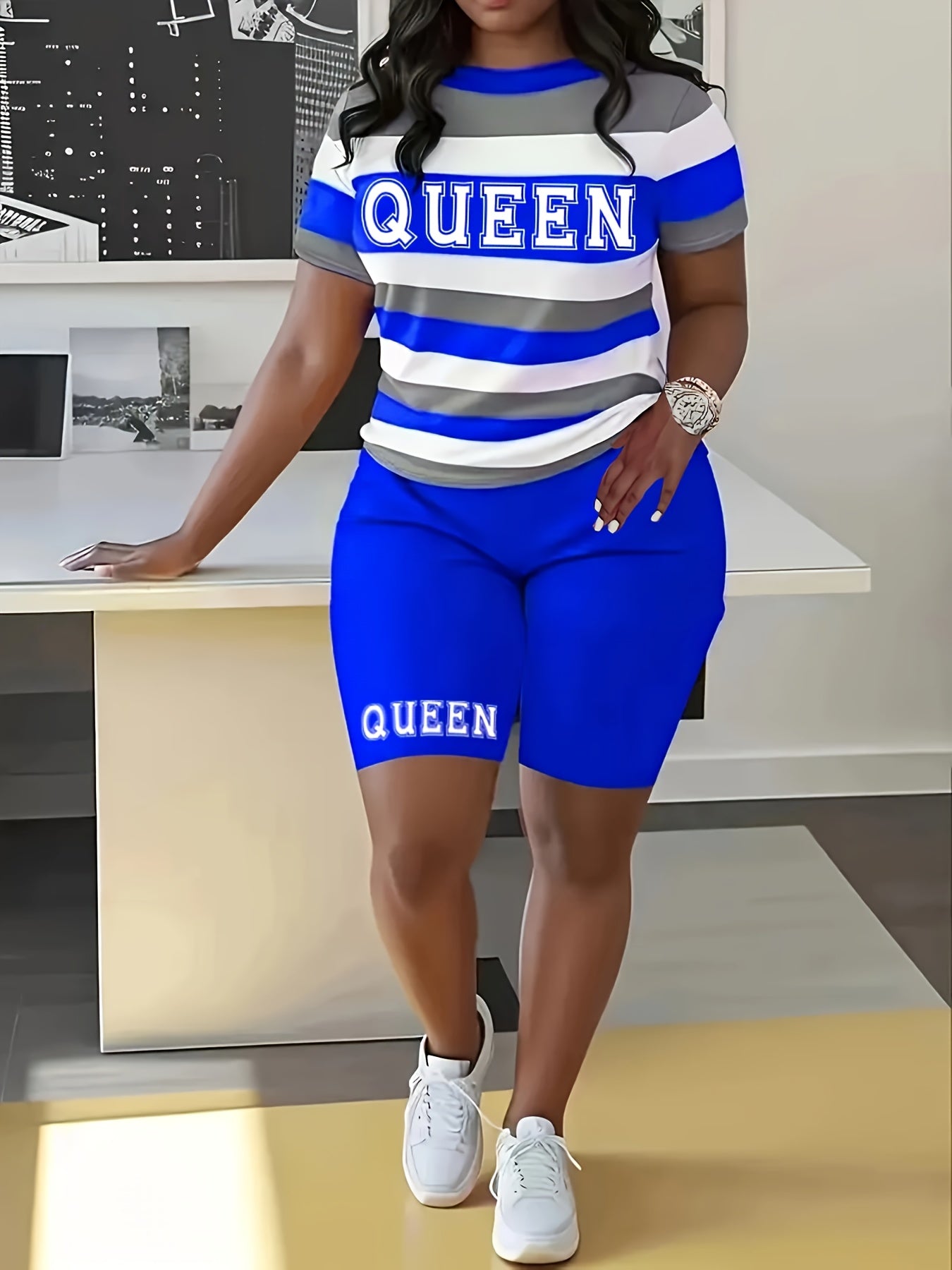 Two-Piece Queen Print Color Block Crew Neck T-Shirt & Biker Shorts Outfit - Soft Mid-Elasticity Polyester Fabric, Random Striped Pattern, Machine Washable, Spring/Summer Casual Wear - Vibrant Colors, Comfortable Fit