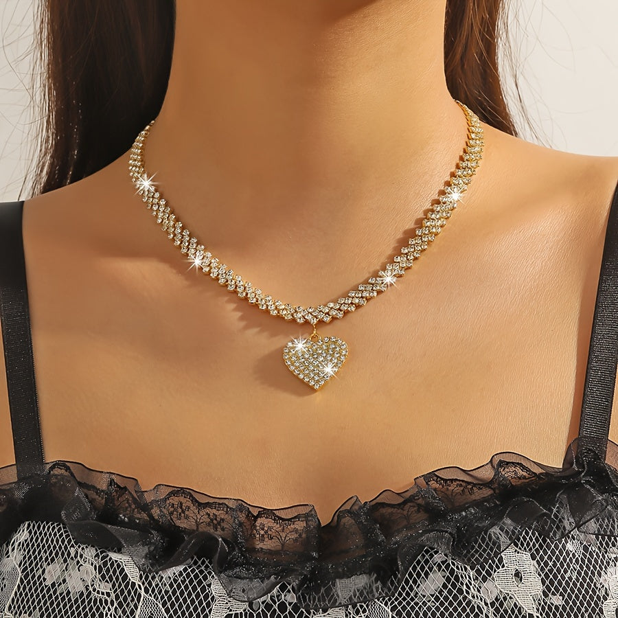 Luxurious Water Crystal Heart Pendant Necklace - Perfect for Everyday Wear