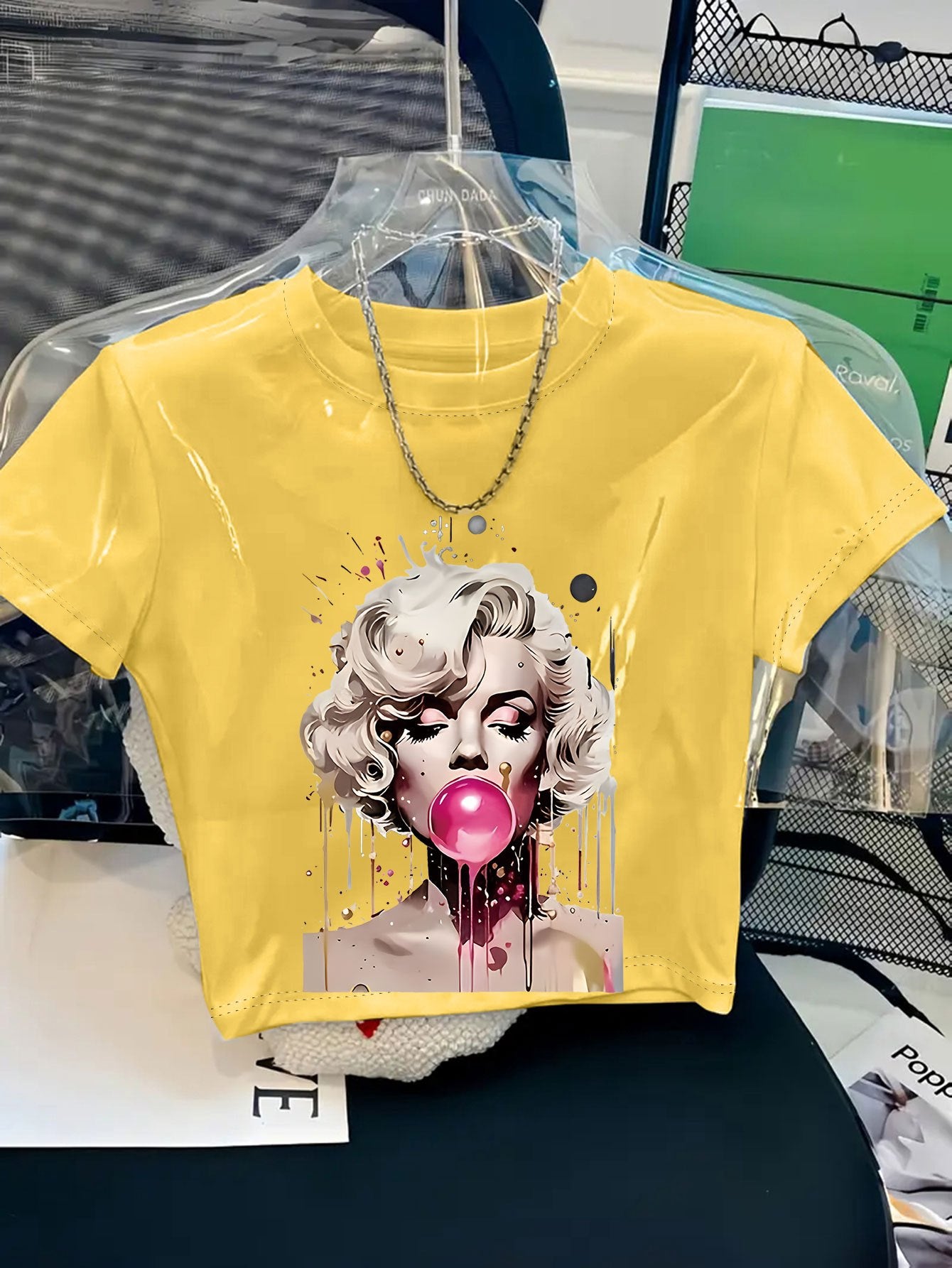 Women'S Y2K Retro Style Graphic Crop Top T-Shirt - Soft, Stylish Yellow Tee with Pop Art Design, Comfortable Casual Wear for Casual Attire, Allseason Top | Y2K Fashion | Soft Fabric
