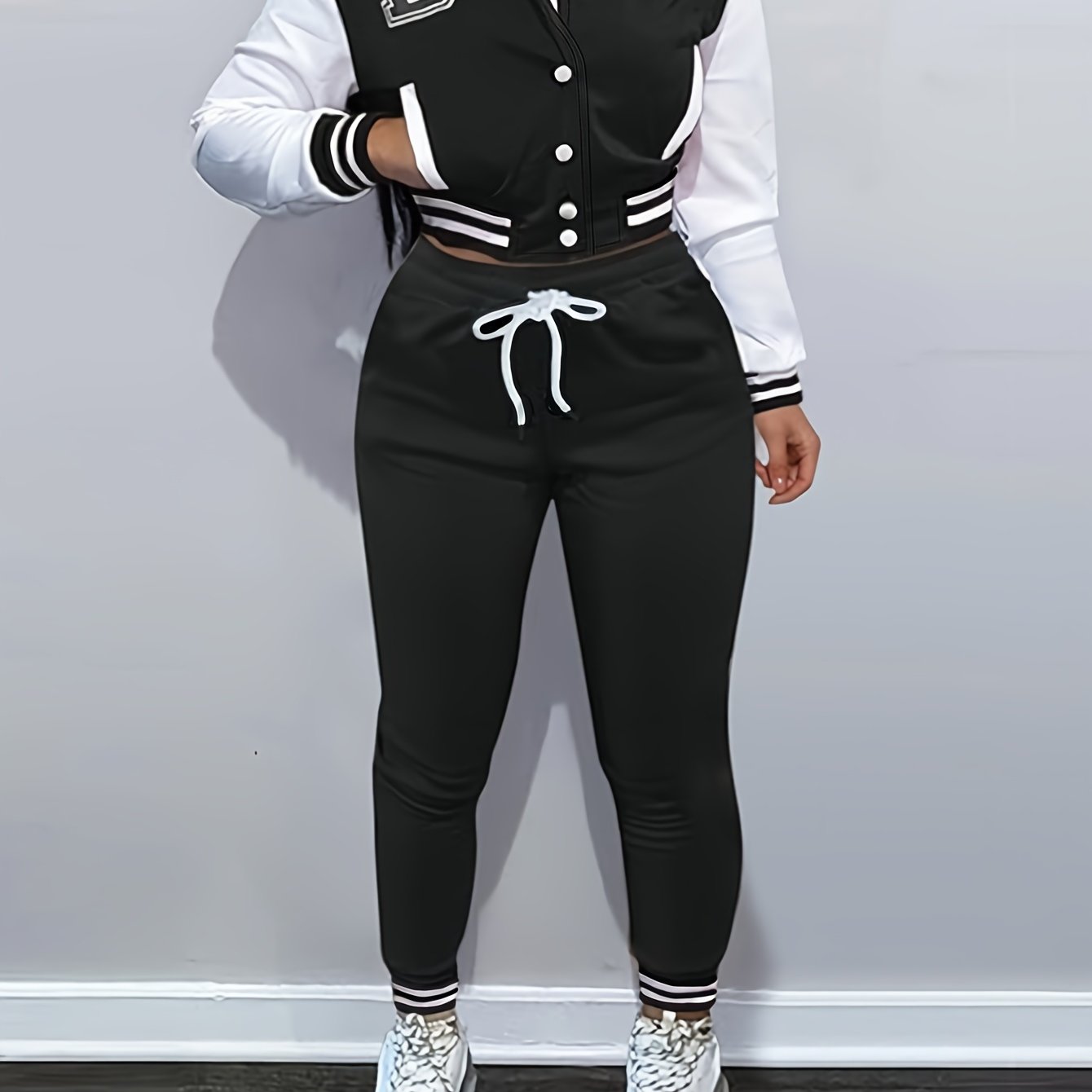 Women's 2pcs Sweatshirt and Sweatpants Set, Two-piece Sportswear, Single Row Baseball Jacket