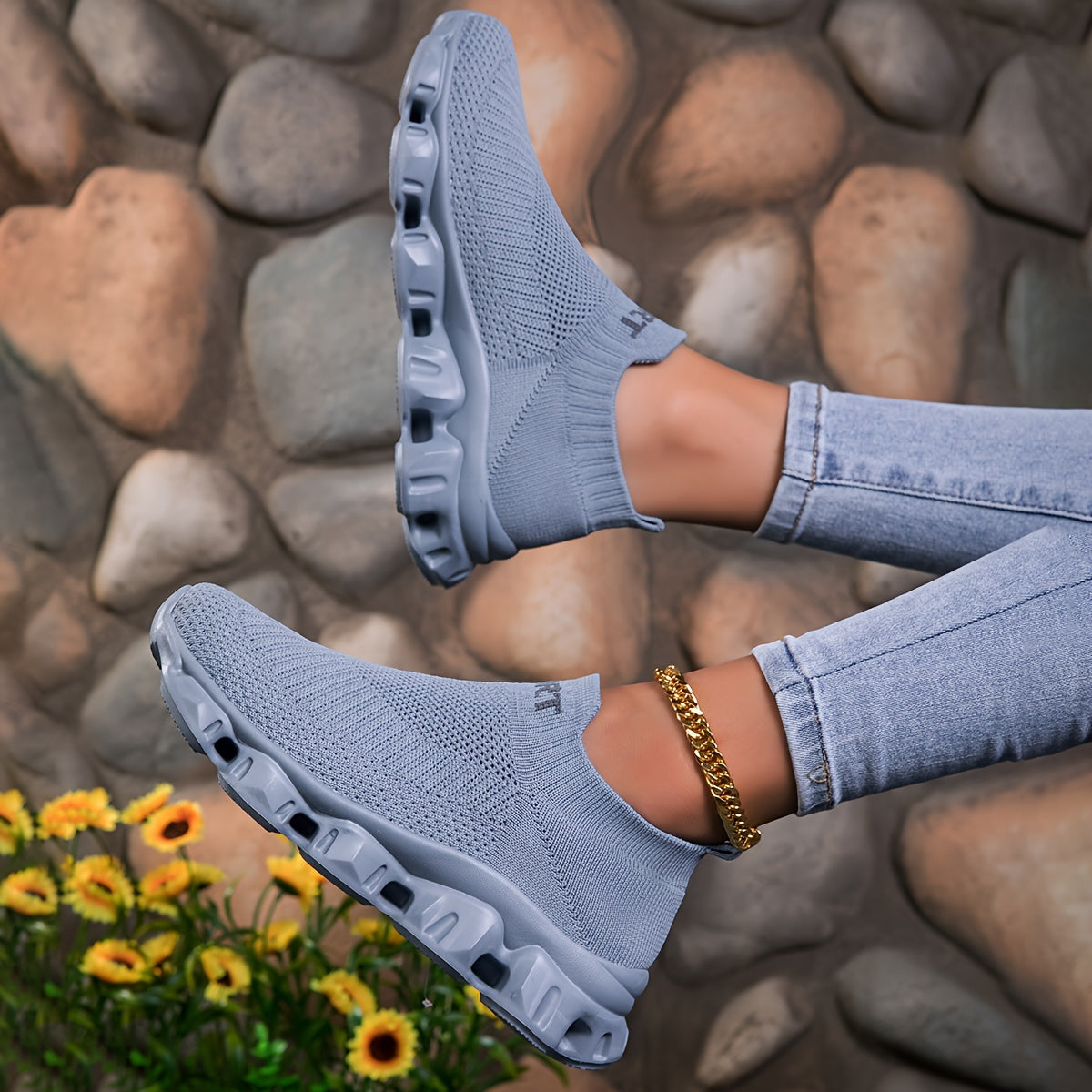 Women'S Fashion Sneakers, Breathable Knitted Fabric Upper, Slip-On Low Top Sports Shoes, Solid Color, EVA Sole, All-Season Casual Athletic Footwear