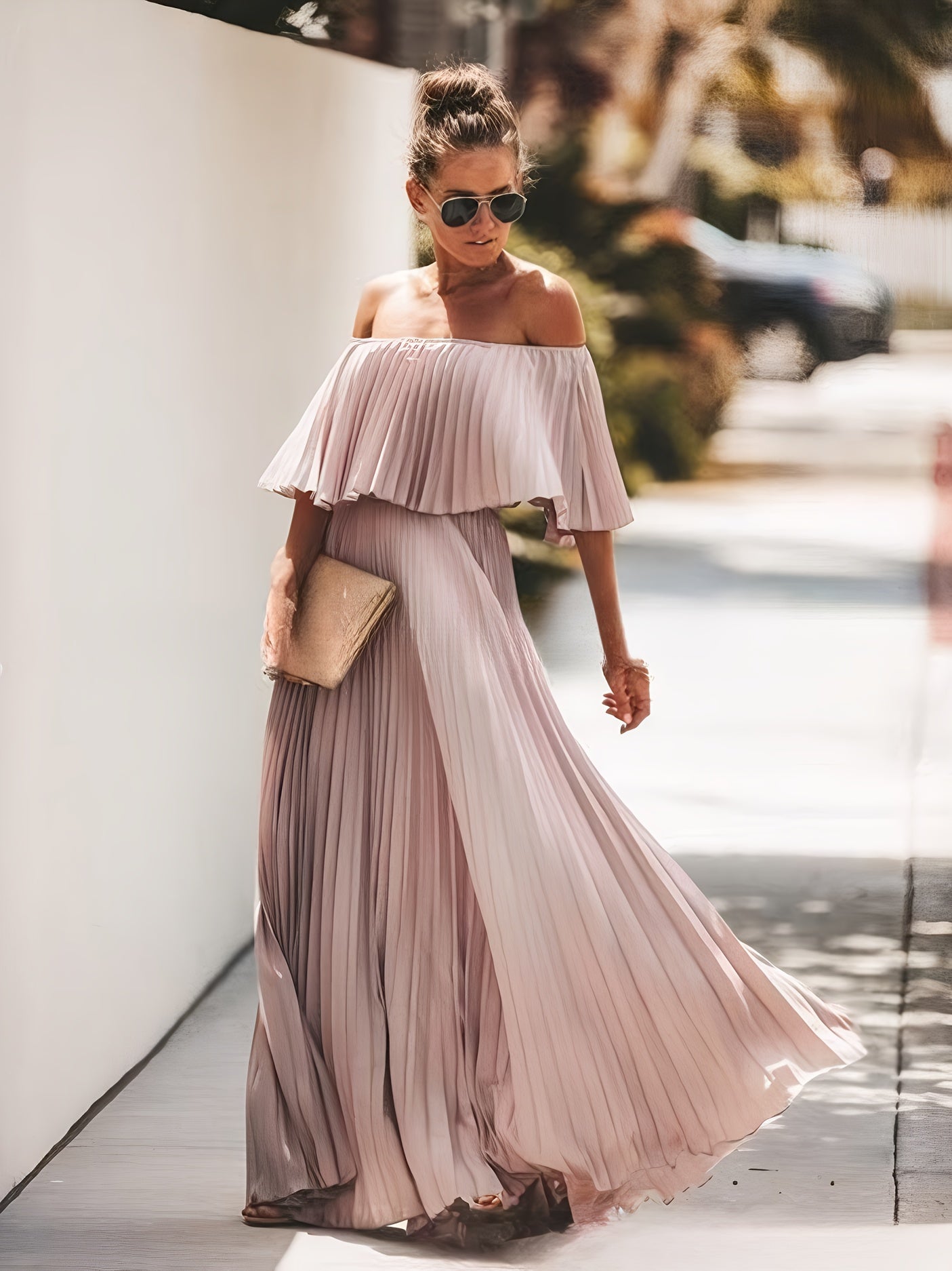 Elegant Off-Shoulder Pleated Maxi Dress for Women - Solid Color, Flowy A-Line Silhouette, Lightweight Polyester, Perfect for Summer Beach Vacation