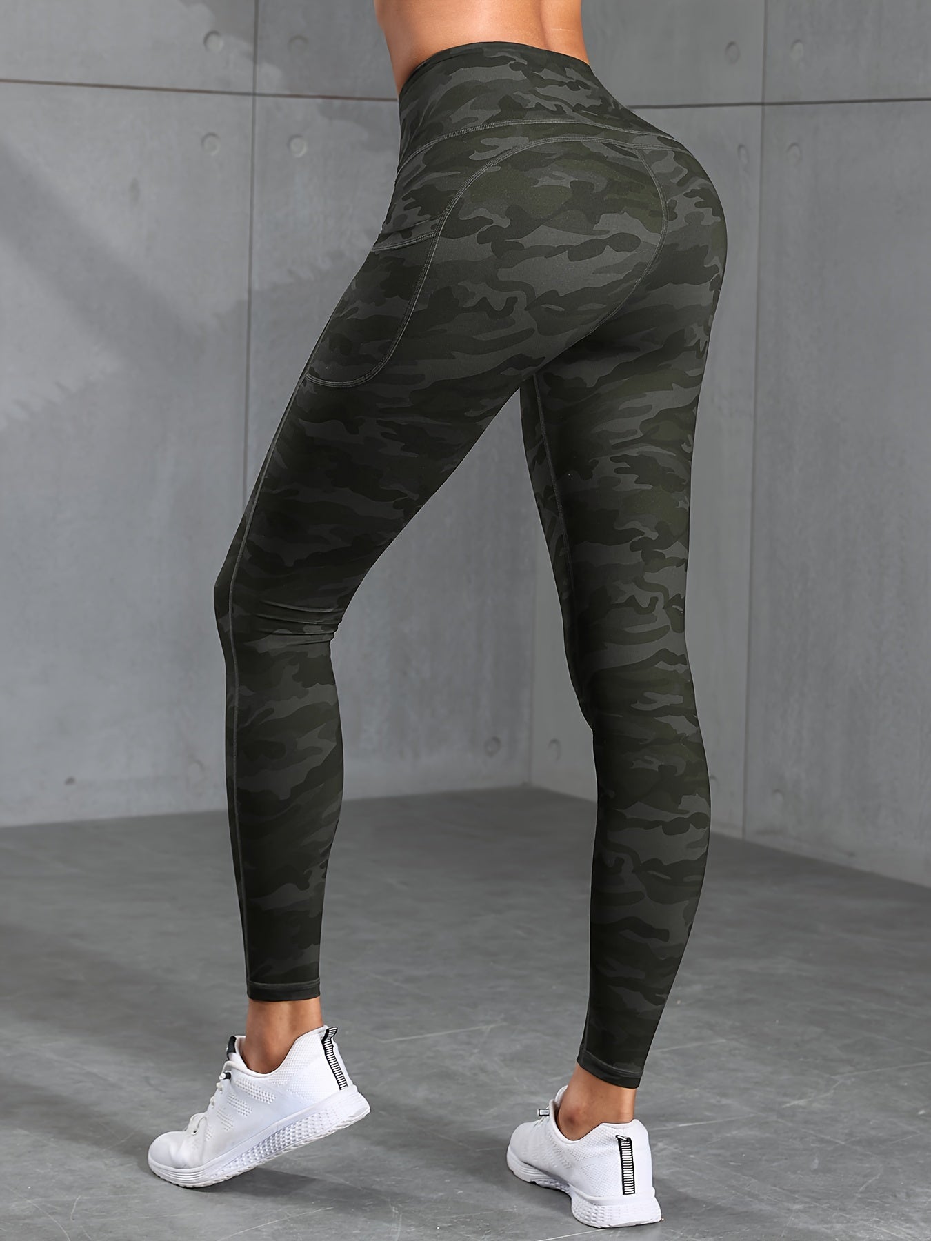 Women's Camouflage High-Waisted Yoga Pants with Pocket - All-Season Knit Fabric, Mid-Stretch, Sports Style, Polyester Material