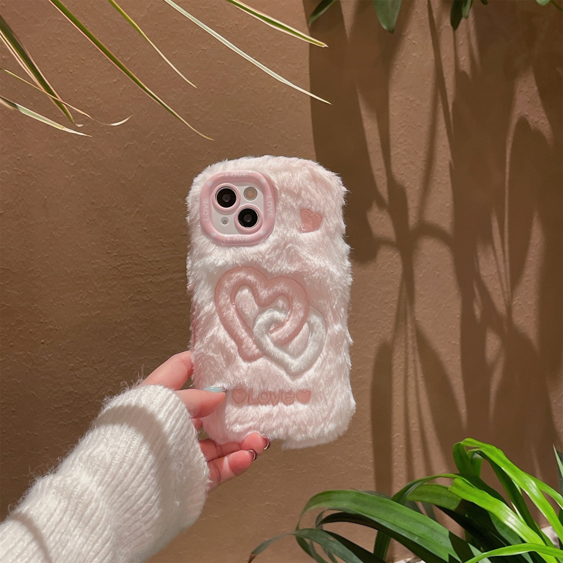 Smudged Double Buckle Love Gradient Color Mobile Phone Case, Suitable for Apple 16/15 Pro Max/15 Pro/15/15Plus/14 Pro Max/14 Pro/14Plus/14/13 Pro Max/13 Pro/13 /12 Pro Max/12 Pro/12/11Pro Max/11 Couple Plush Embroidery Mobile