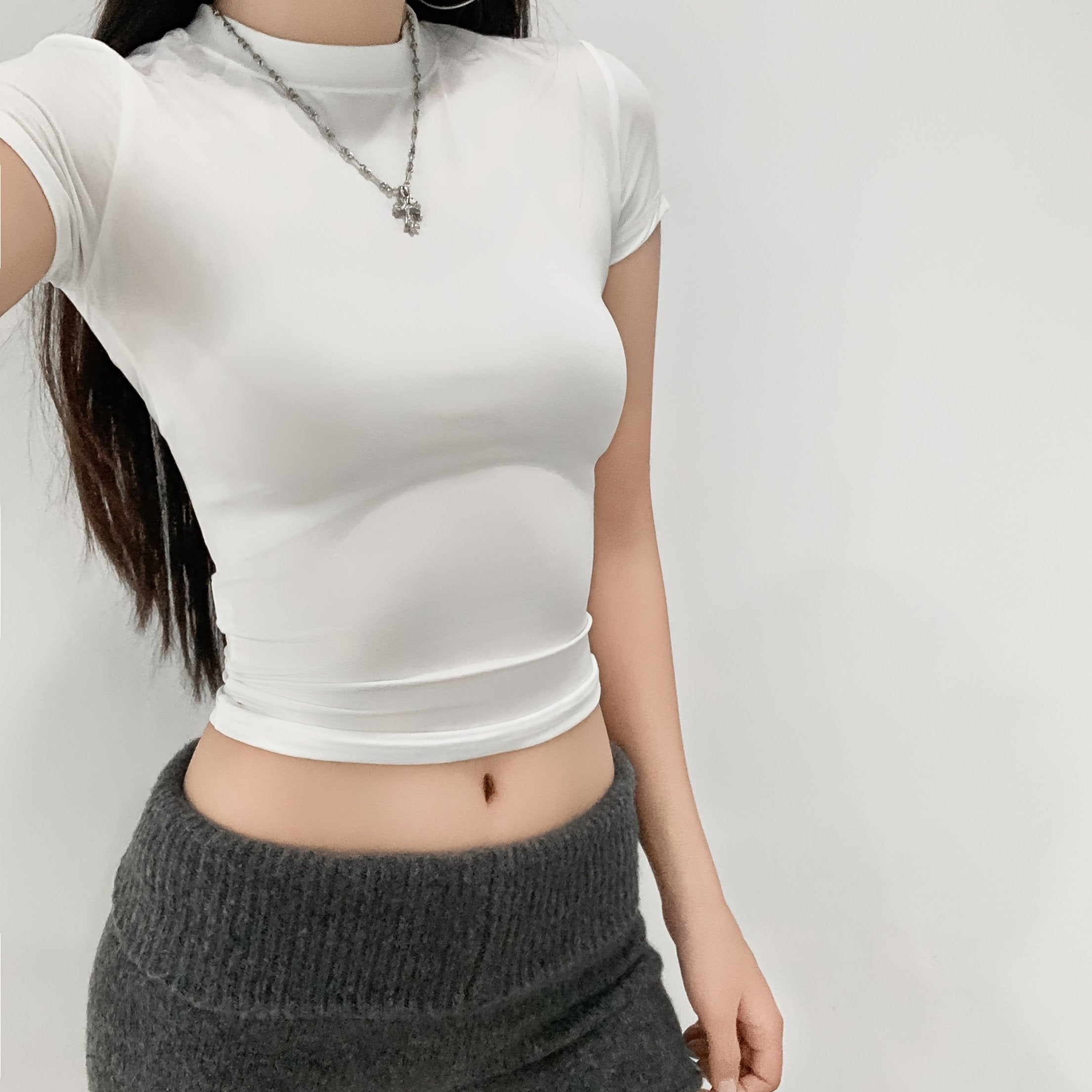 Women's Cropped T-Shirt - Sexy Slim Fit Short Sleeve Top with Round Neck, Medium Stretch Fabric, Machine Washable, Solid Color Summer Casual & Evening Wear