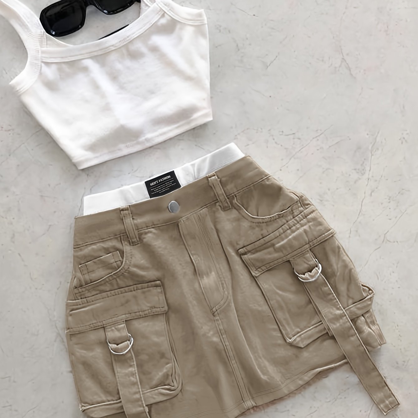 Women's High-Waisted Casual Shorts with Contrast Waistband & Multiple Pockets - Solid Black Non-Stretch Fabric, Machine Washable All-Season Versatile Style, Functional Clothing, Durable Summer Wear