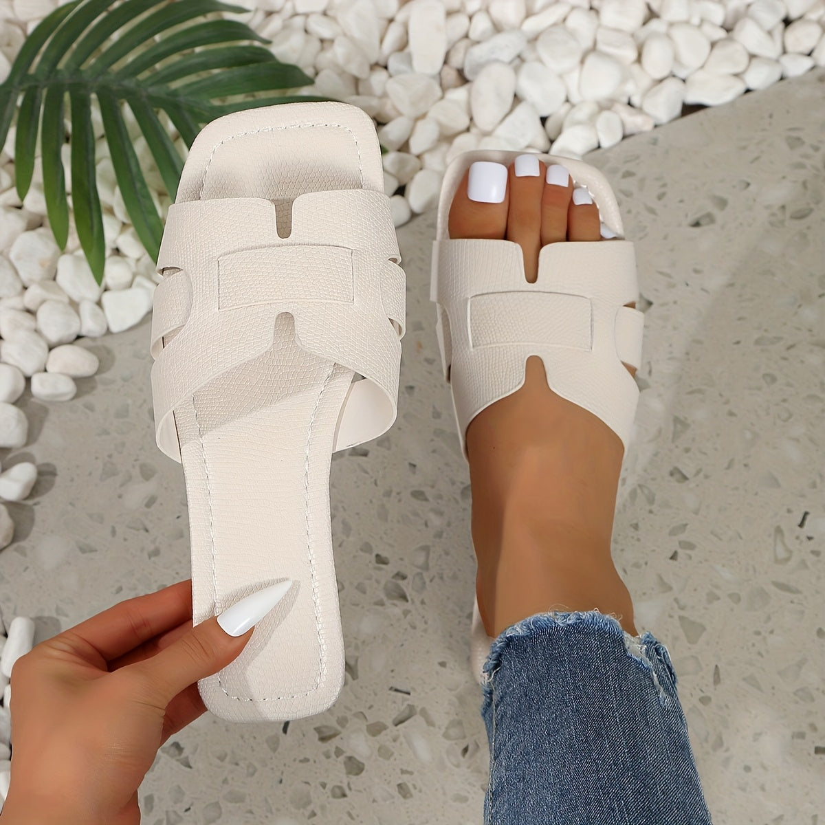 Women's Summer Flat Slide Sandals - Lightweight, Open Toe with Snakeskin Pattern Straps, Casual Elegant Style in Multiple Colors, Perfect for Party and Casual Attire, Strappy Sandals