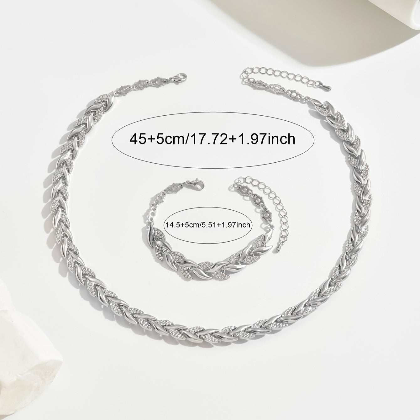 1 Bracelet 1 Necklace Light Luxury Elegant Design Inlaid Glass Rhinestone Fish Tail Jewelry Set Suitable for Women's Autumn and Winter Banquet Daily Matching