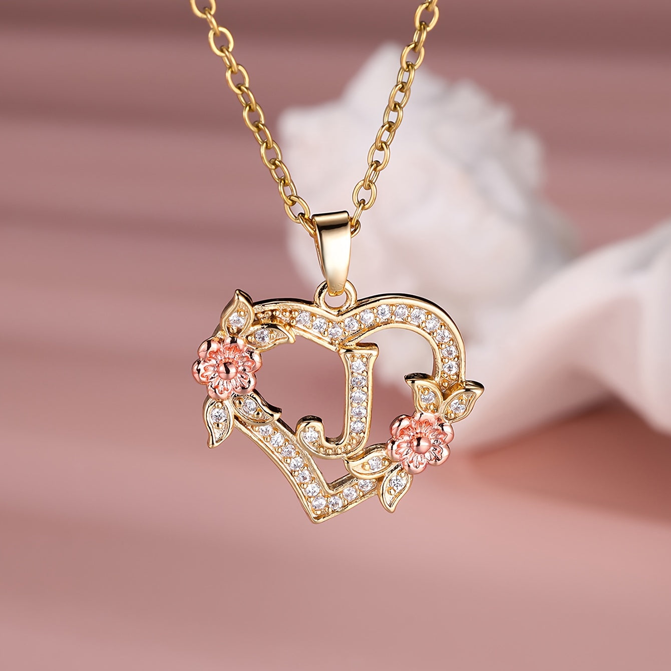 1pc A-Z Letter Love Heart Necklace Elegant zirconia Rose Golden Necklace Valentine'S Day Gift Trendy Jewelry For Women