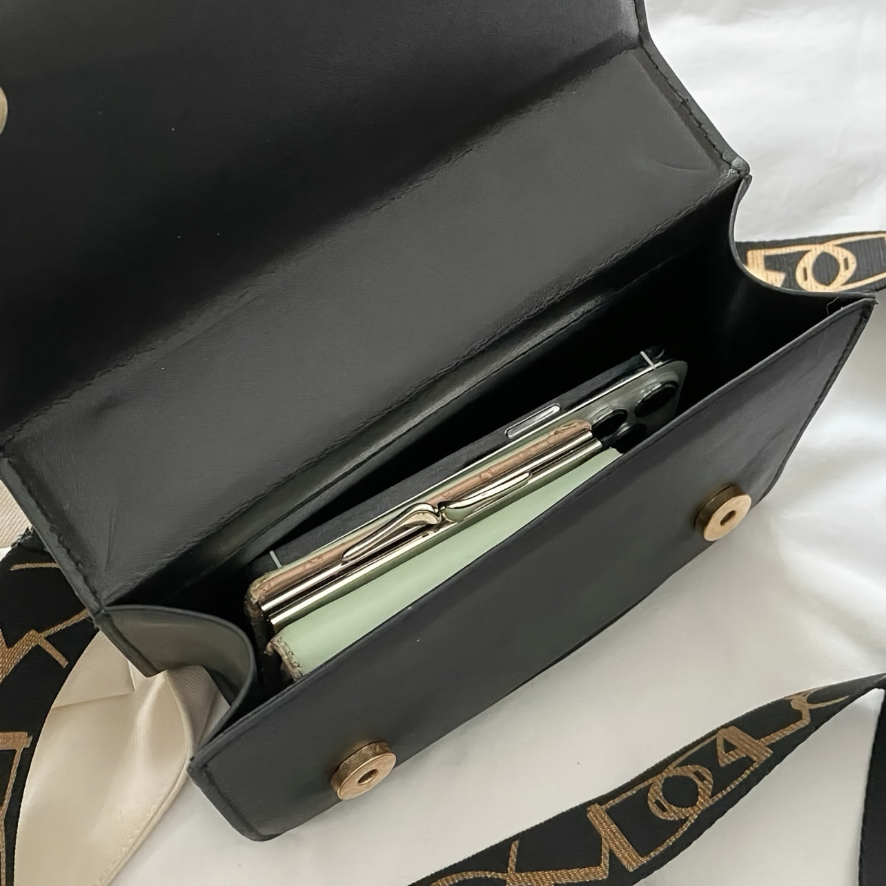 Black Synthetic Leather Mini Plaid Crossbody Bag with Adjustable Strap & Golden-Tone Chain Detail - Stylish Women’s Handbag for Everyday Use, Mini Purse